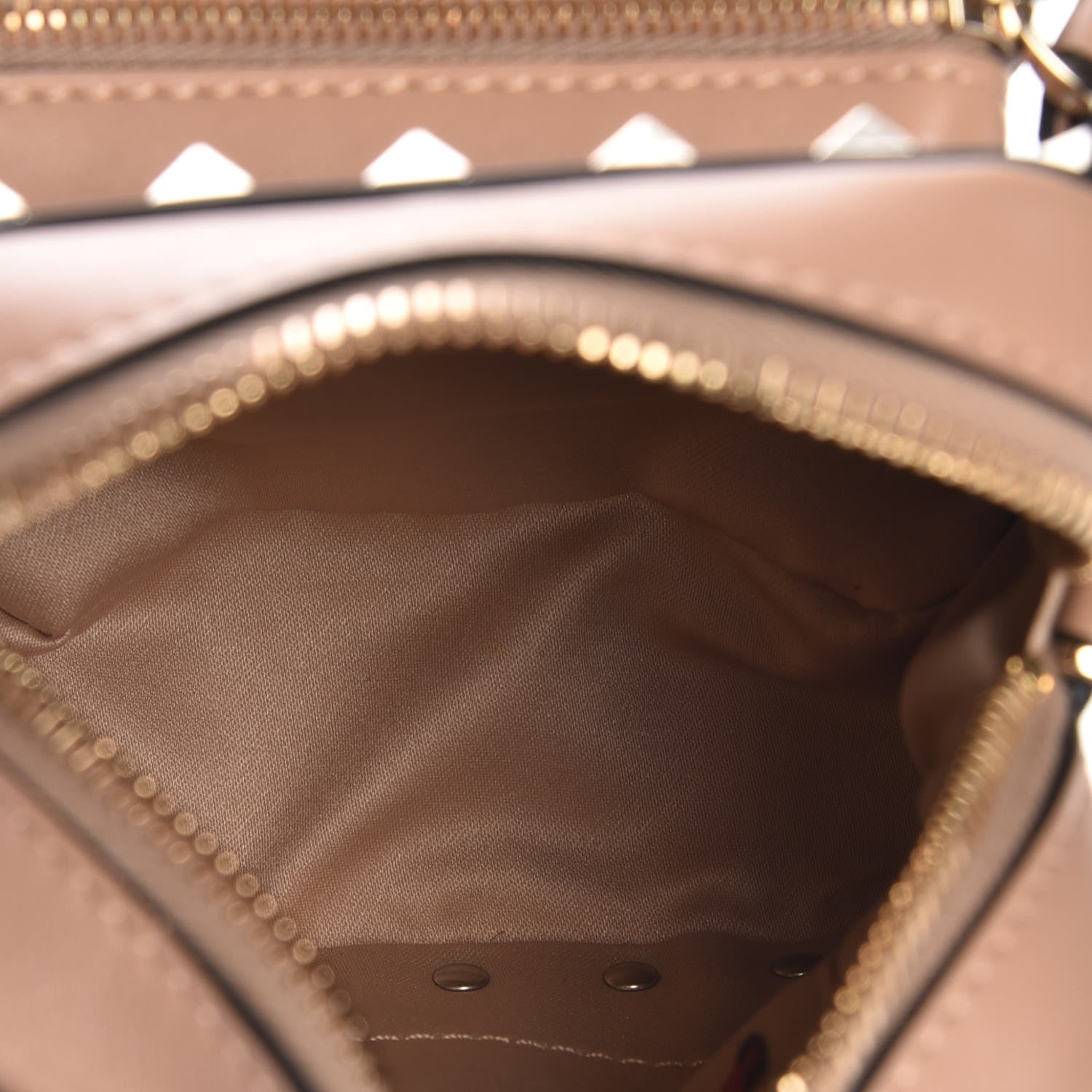 Valentino Garavani Calfskin Rockstud Double Pocket Chain Crossbody Bag Soft Noisette 5 of 6