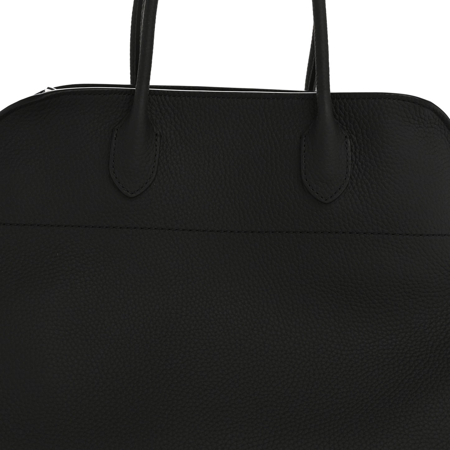 Matte Grained Calfskin Soft Margaux 15 Black
