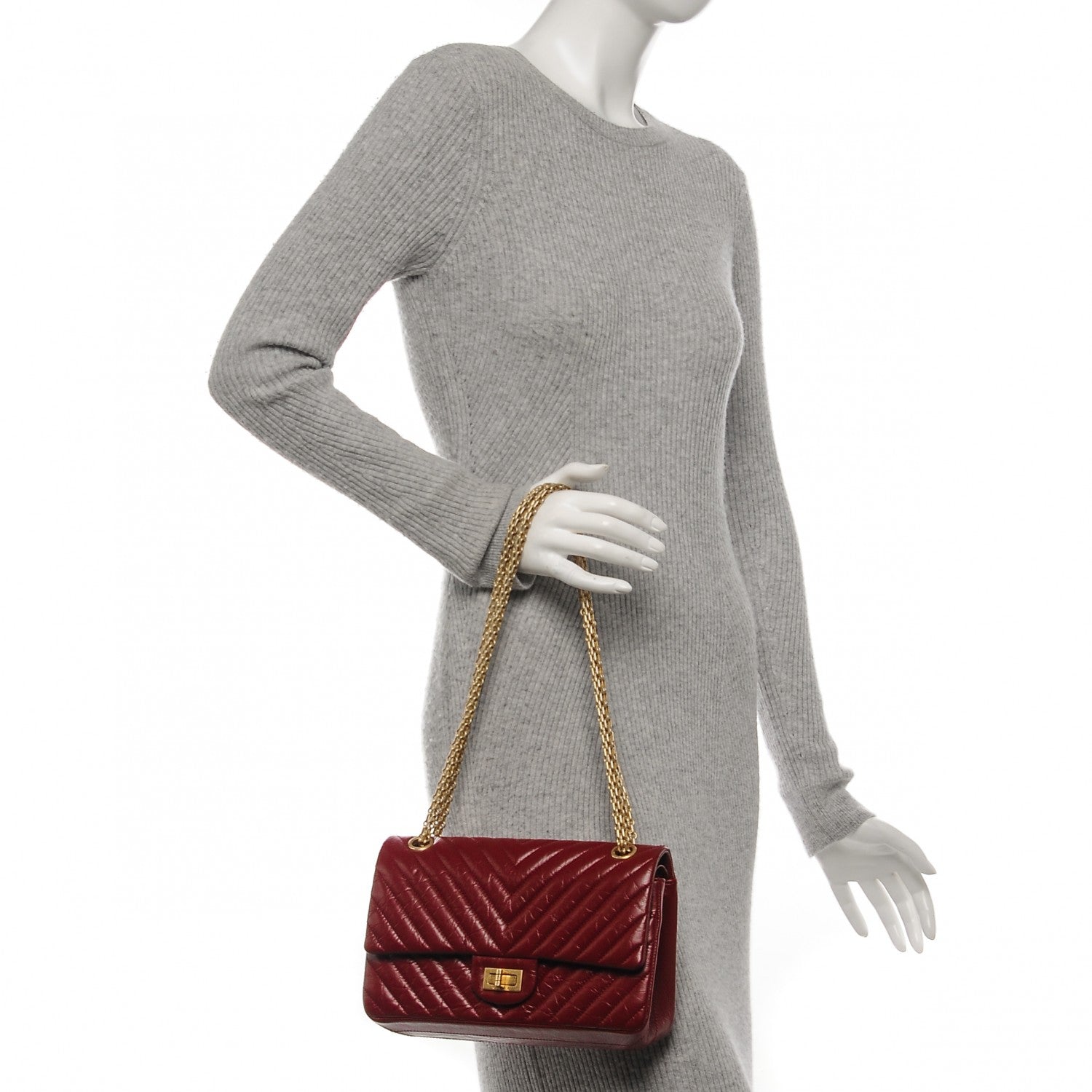 Chanel Aged Calfskin Chevron Quilted 2.55 Reissue 225 Flap Red 2 of 7