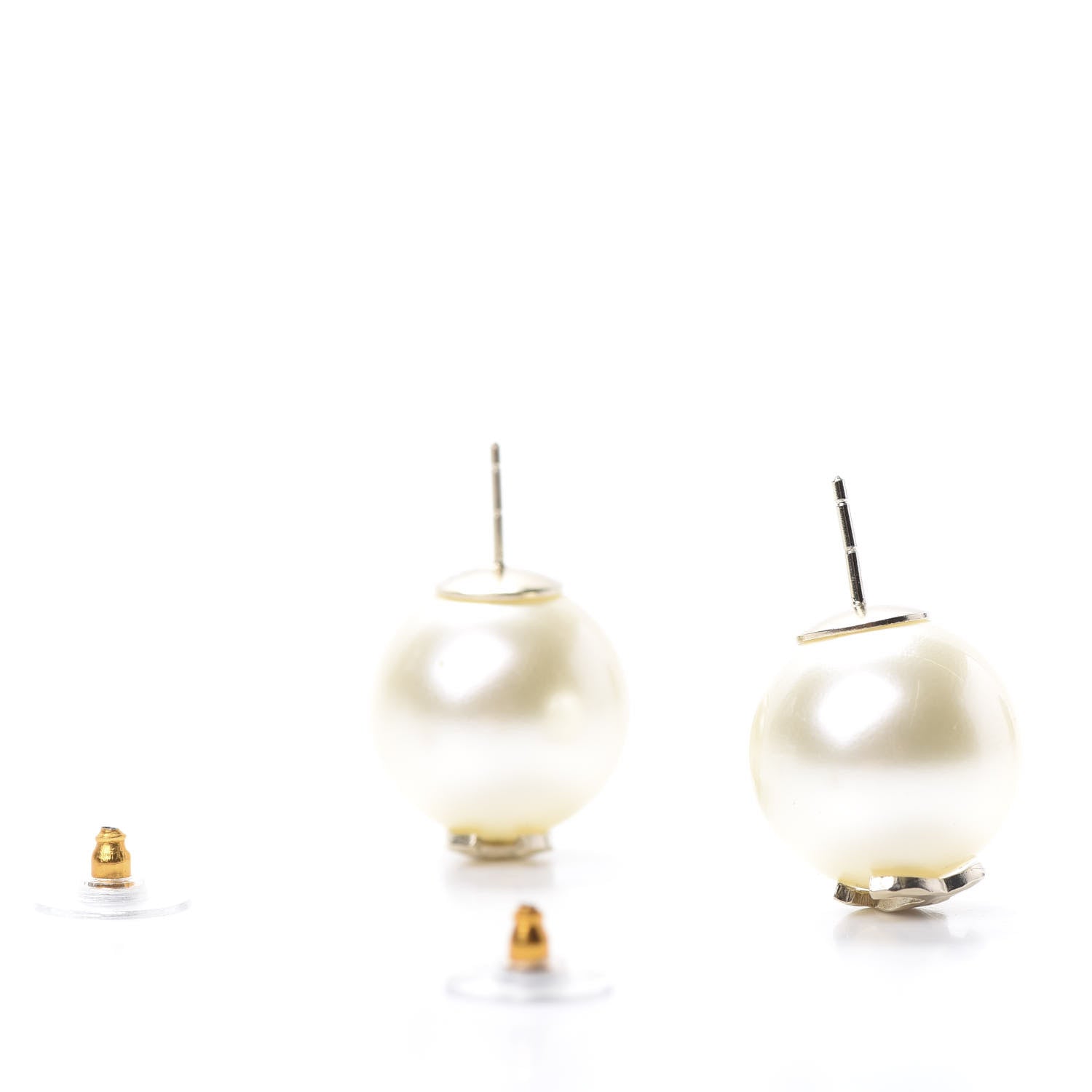 Chanel Pearl CC Large Earrings Gold 3 of 6
