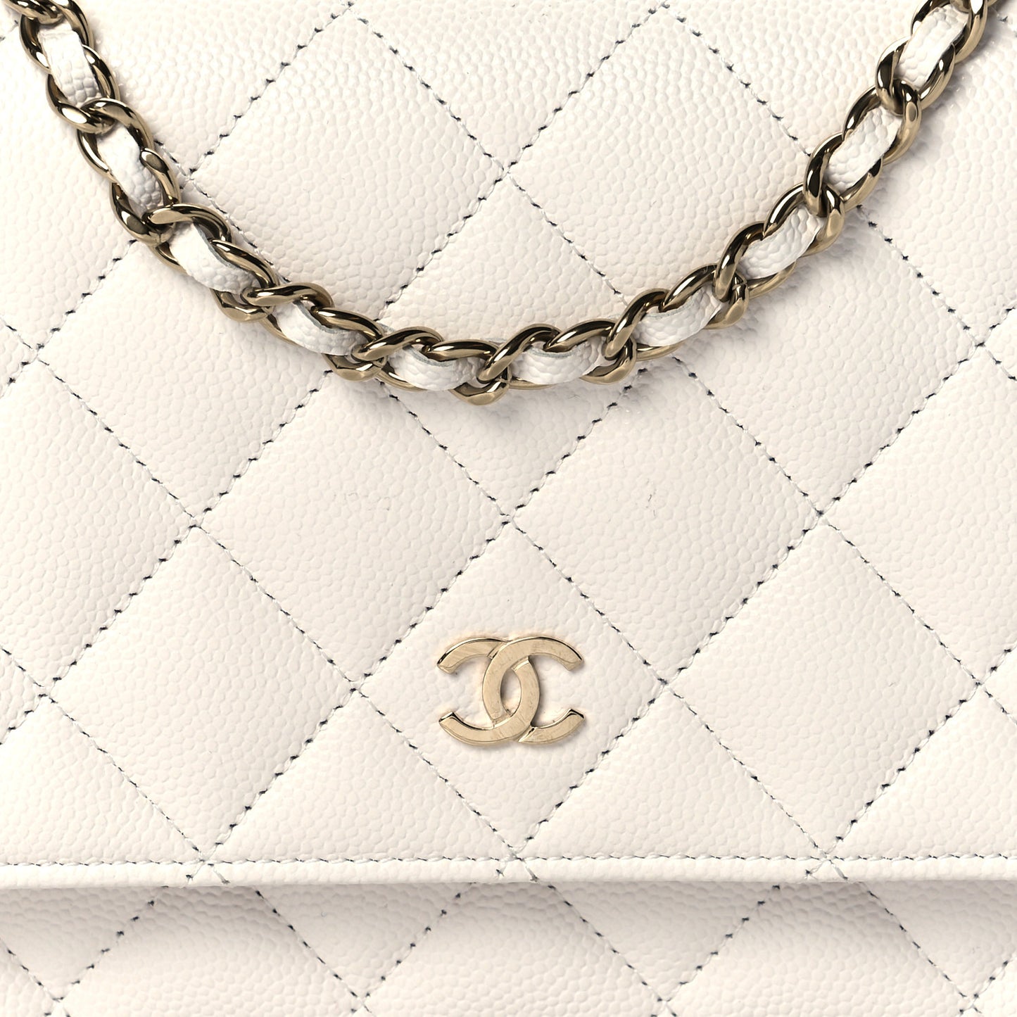 Caviar Quilted Wallet On Chain WOC White