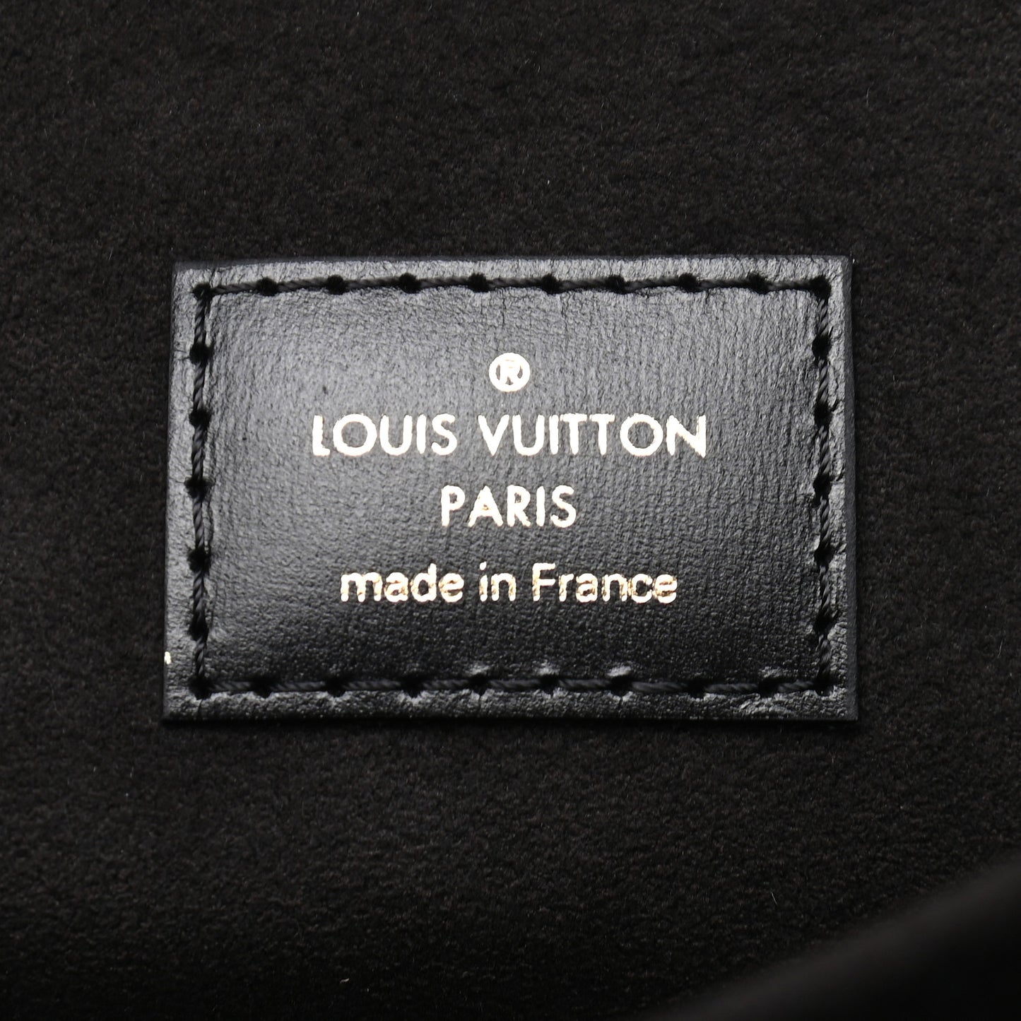 Reverse Monogram Pochette Metis