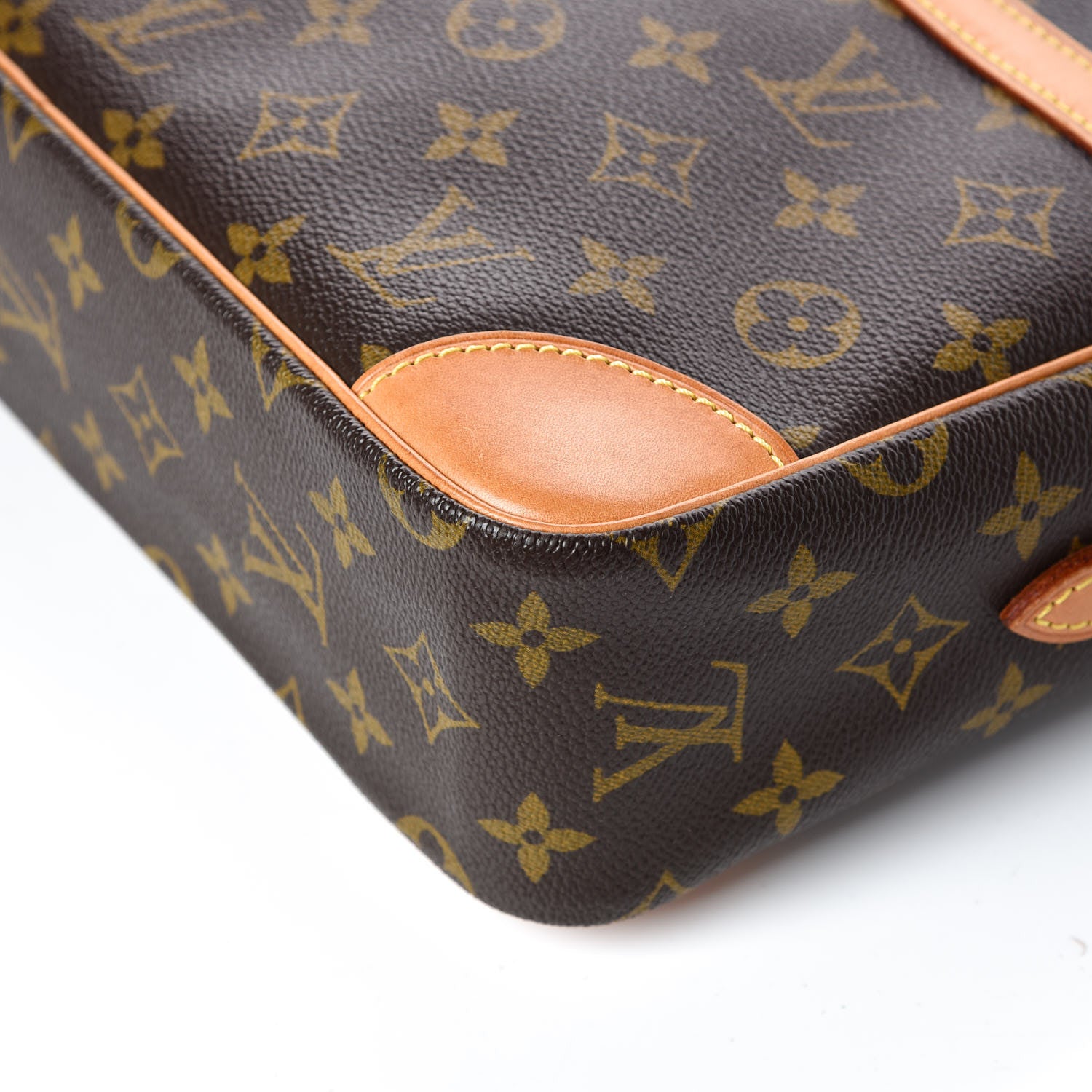 Louis Vuitton Monogram Trocadero 30 10 of 18