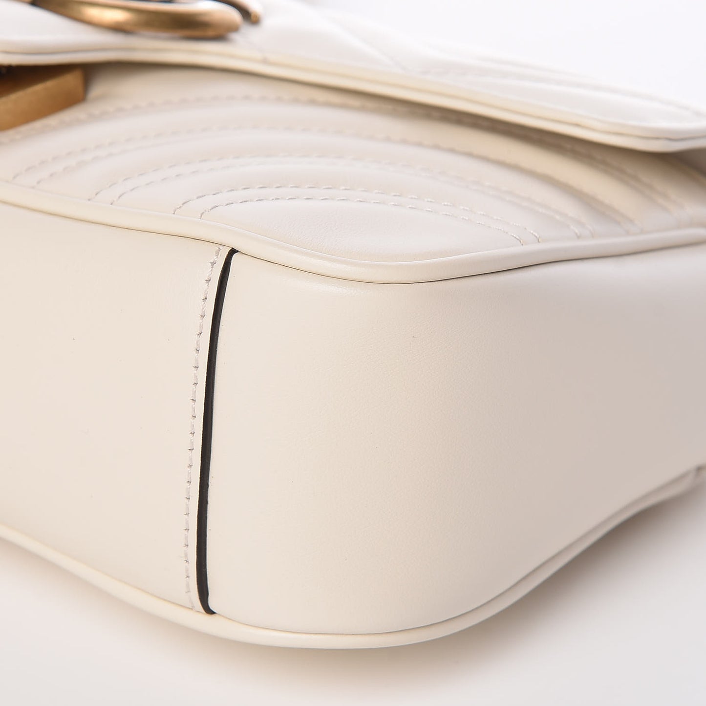 Calfskin Matelasse Mini GG Marmont Shoulder Bag White