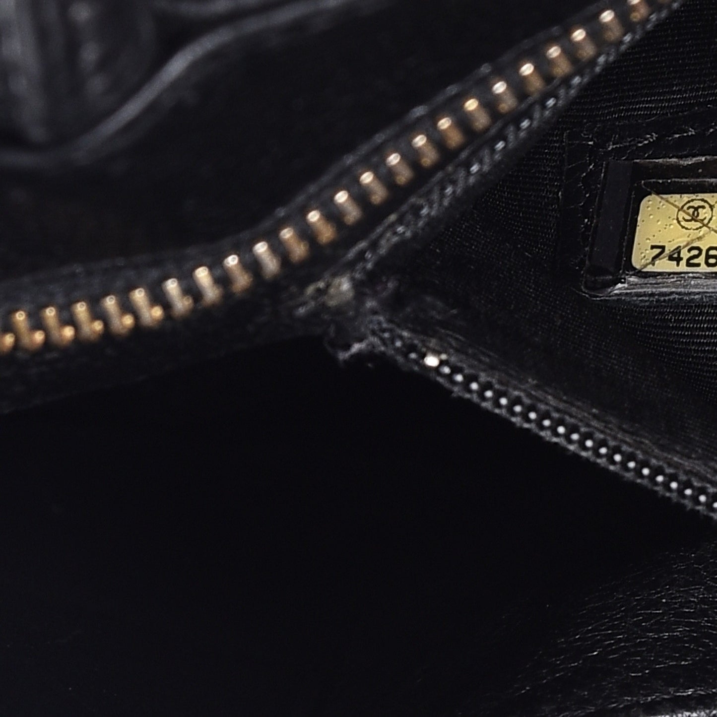 Caviar Medallion Tote Black