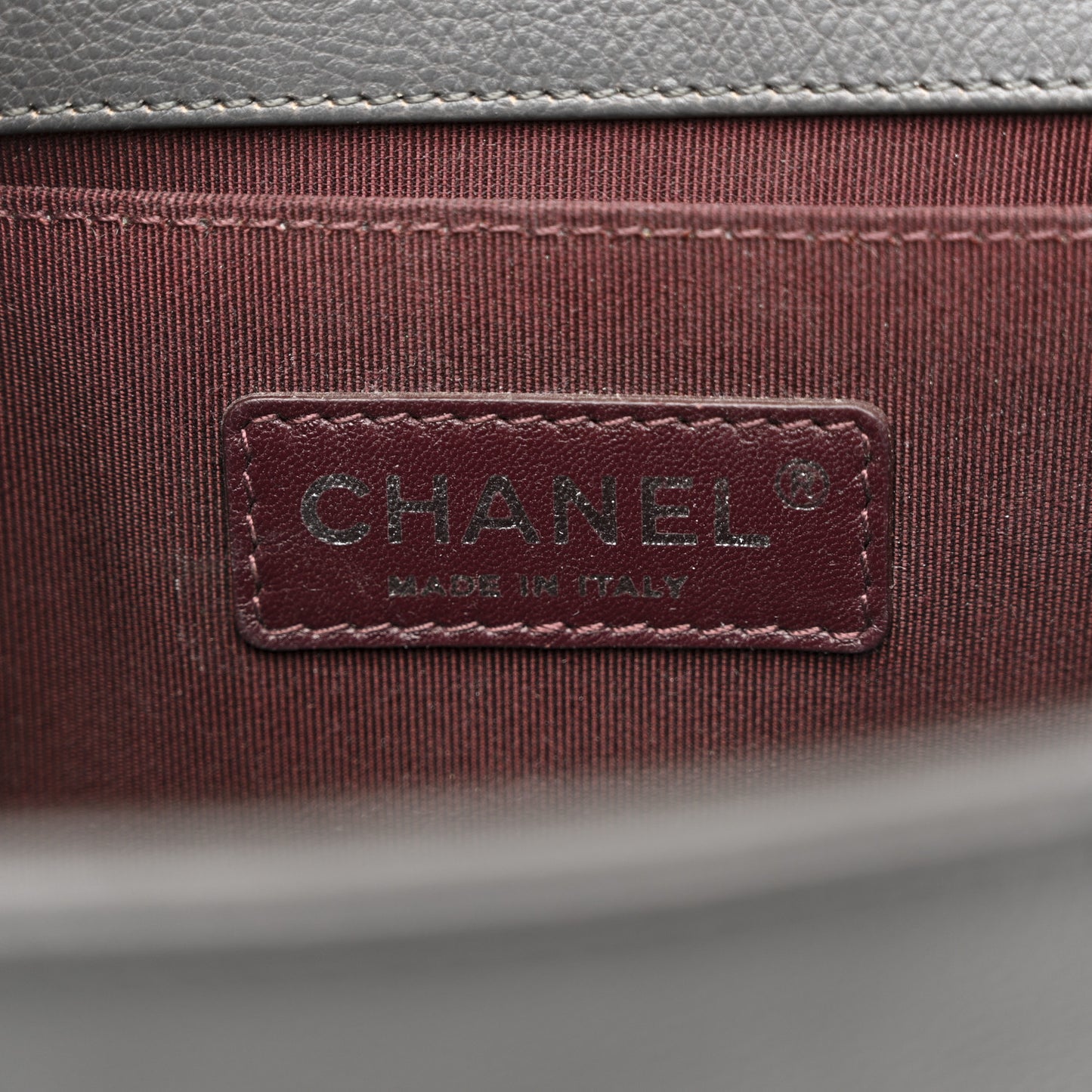 Calfskin Double Stitch Medium Boy Flap Grey