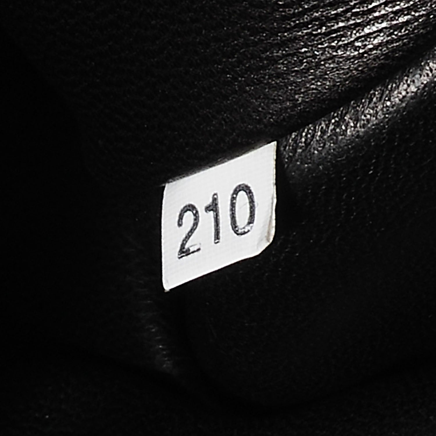 Prada Saffiano Cruise Ship iPad Cover Case Nero Black 8 of 8