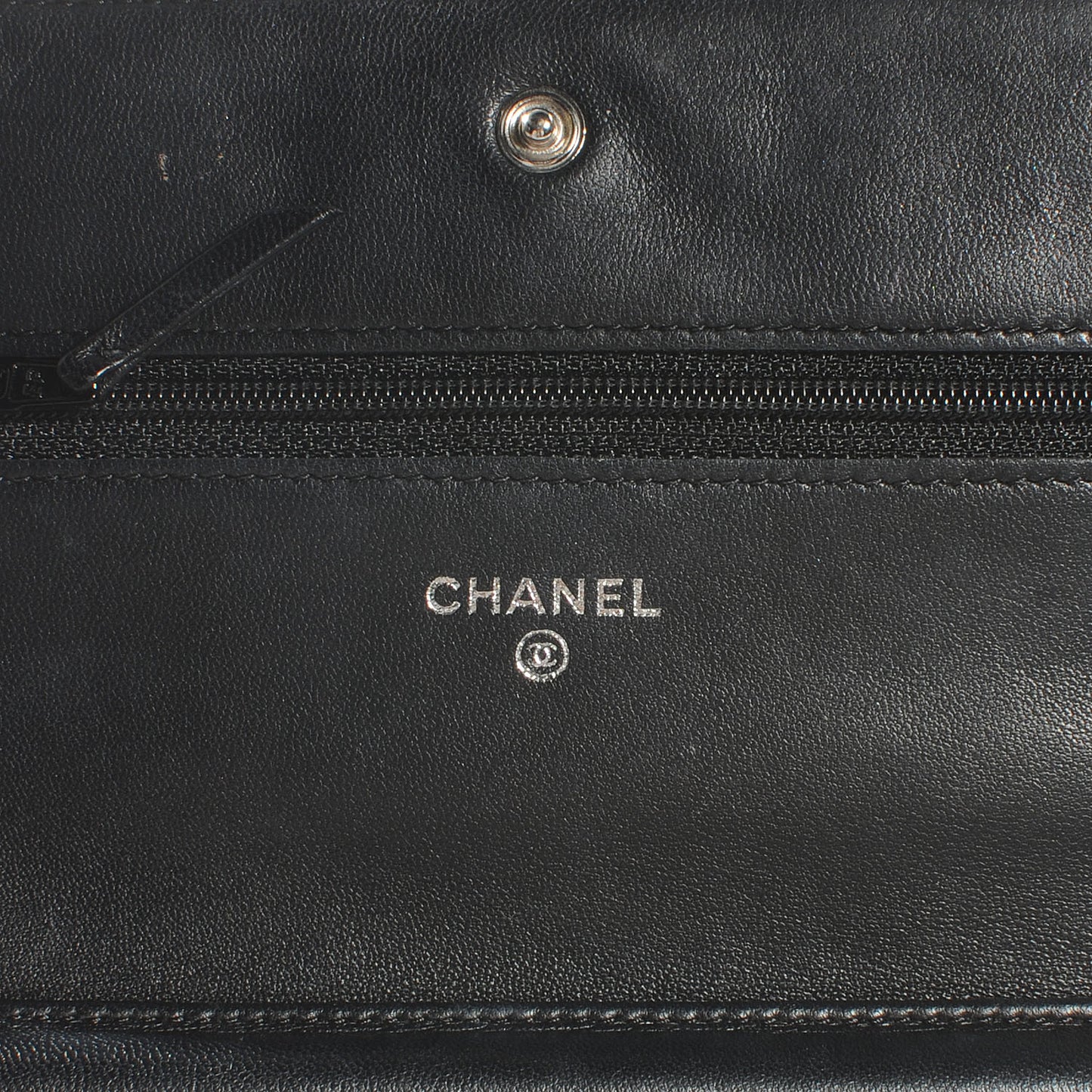 Lambskin Quilted Wallet On Chain WOC Black