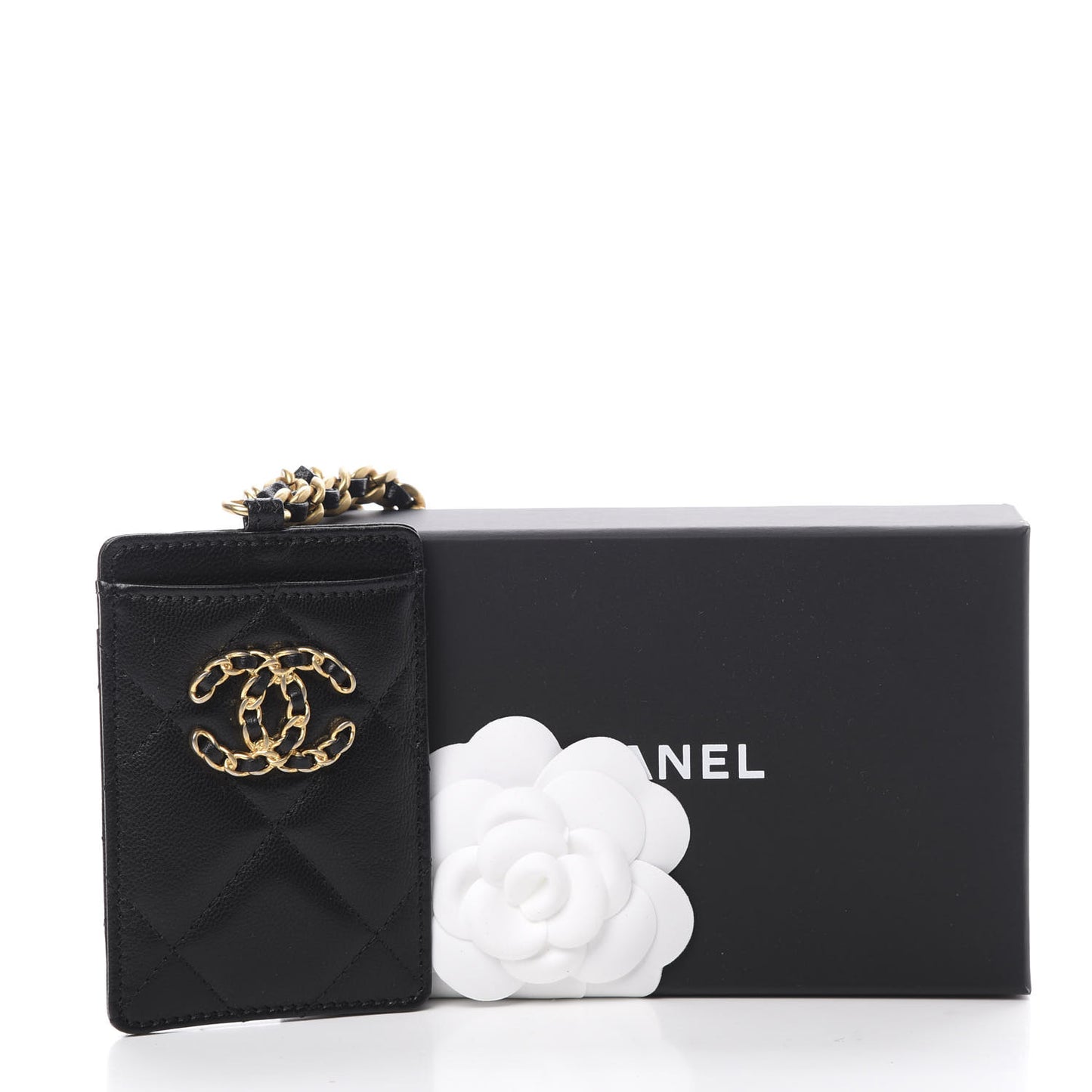 Goatskin Quilted 19 Card Holder On Chain Black