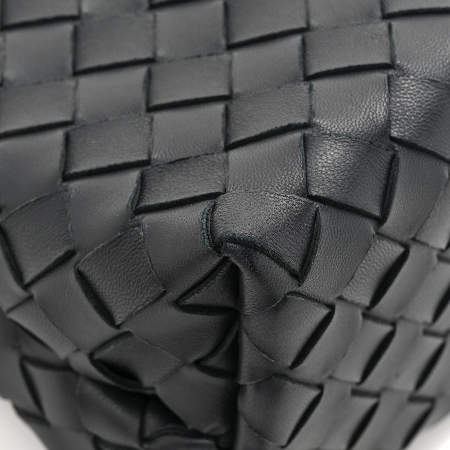 Nappa Intrecciato Small Andiamo With Chain Shoulder Bag Deep Blue