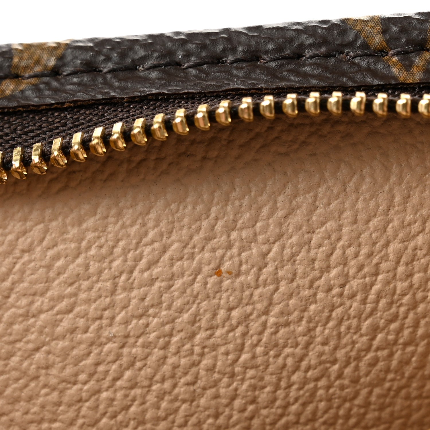 Louis Vuitton Monogram Toiletry Pouch 15 8 of 9