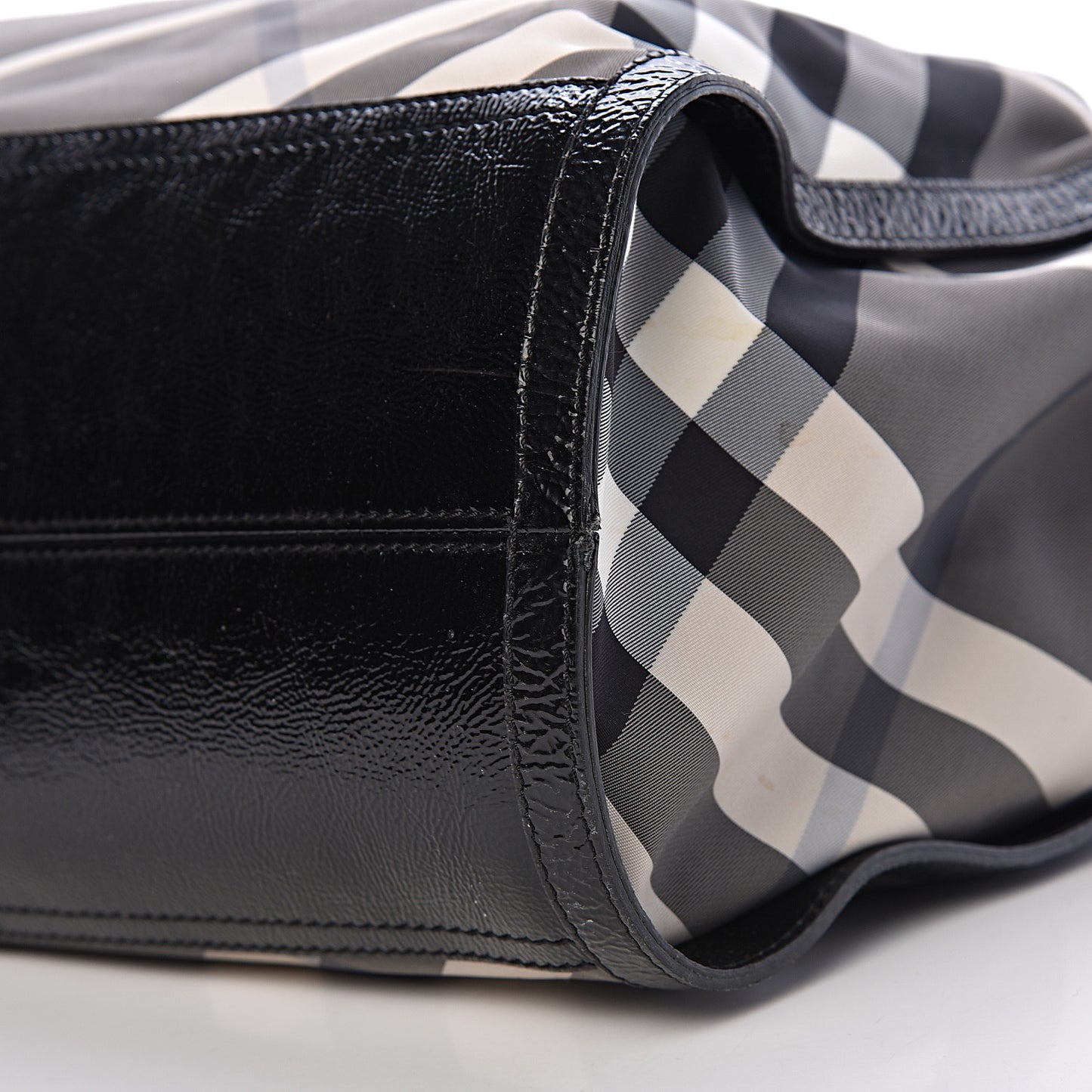 Nylon Beat Check Tote Black