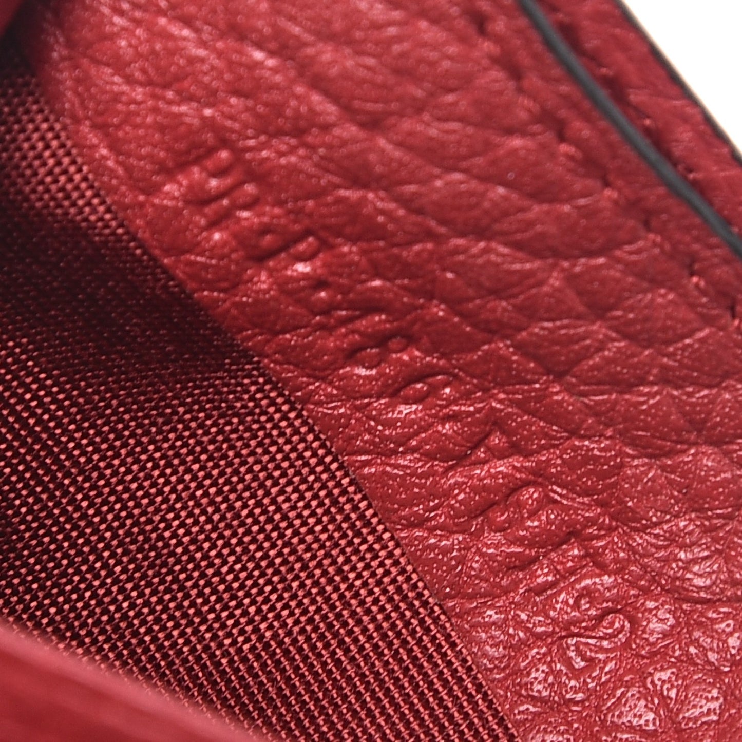 Pebbled Calfskin Rockstud Card Holder Red
