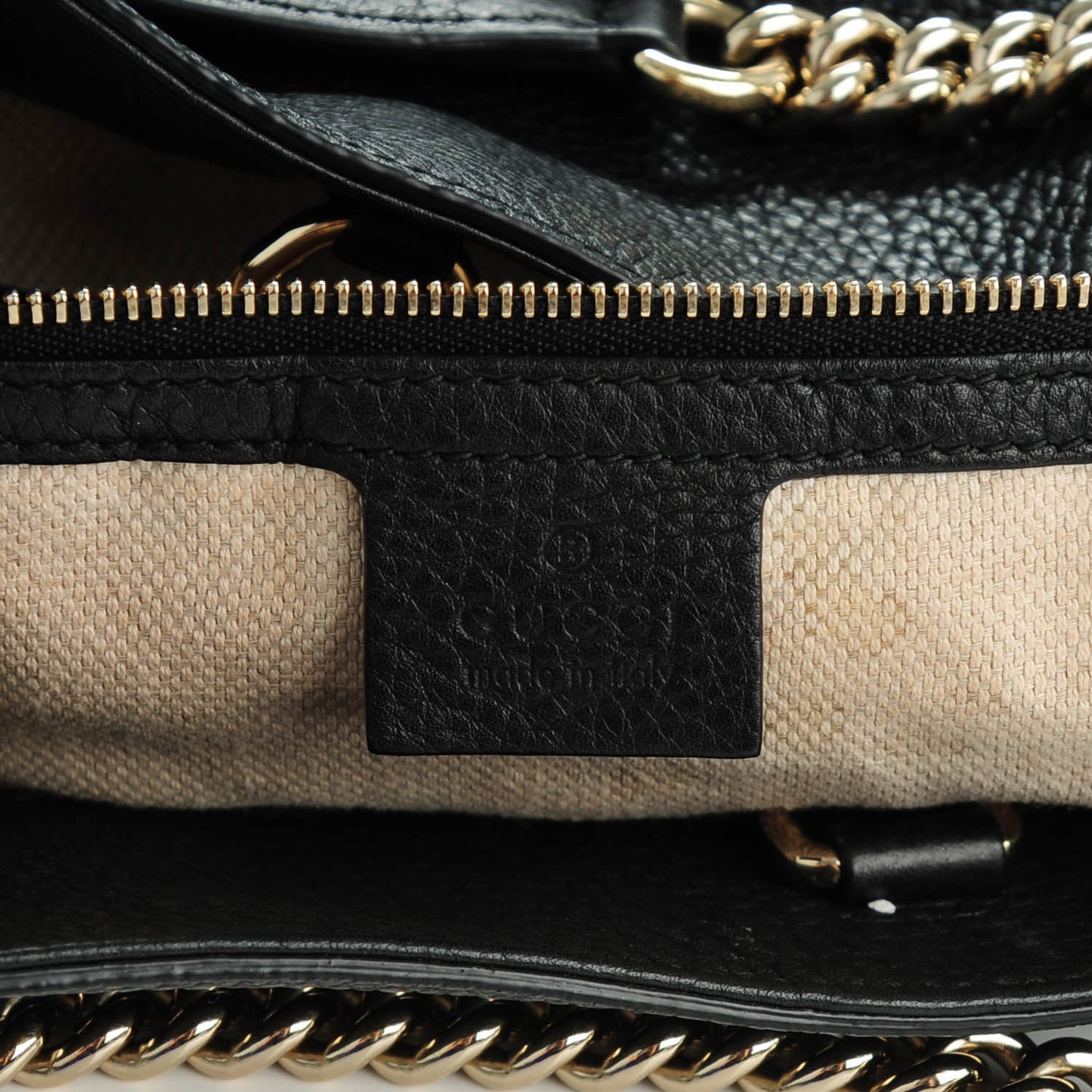 Pebbled Calfskin Medium Soho Chain Shoulder Bag Black