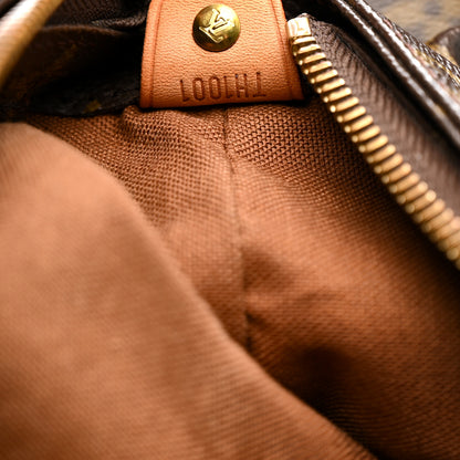 Louis Vuitton Monogram Cabas Mezzo 6 of 14
