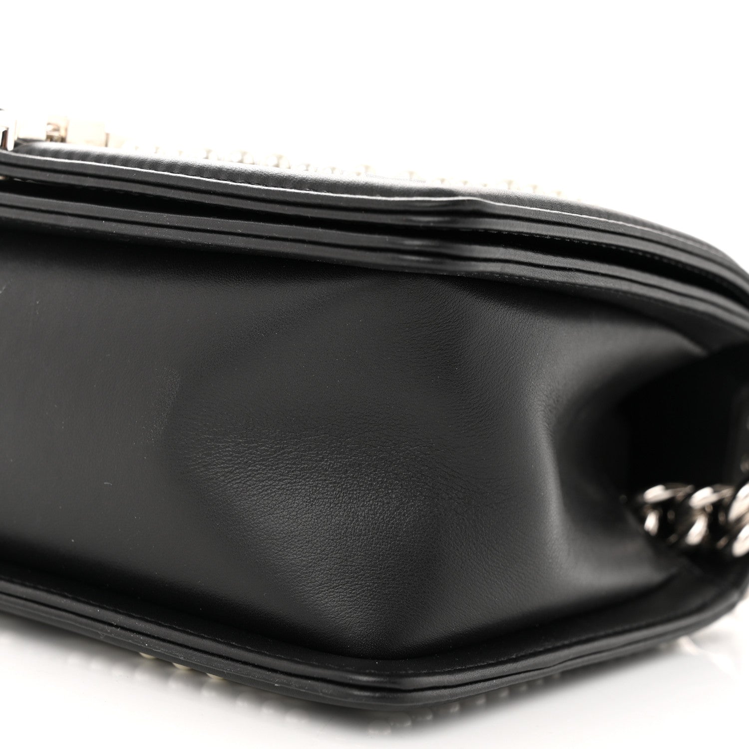 Chanel Calfskin Pearl Chevron Medium Boy Flap Black 10 of 10