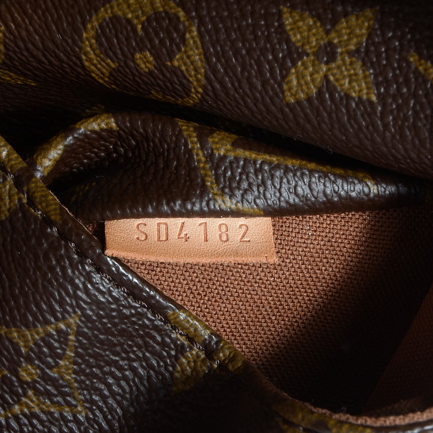 Monogram Totally PM