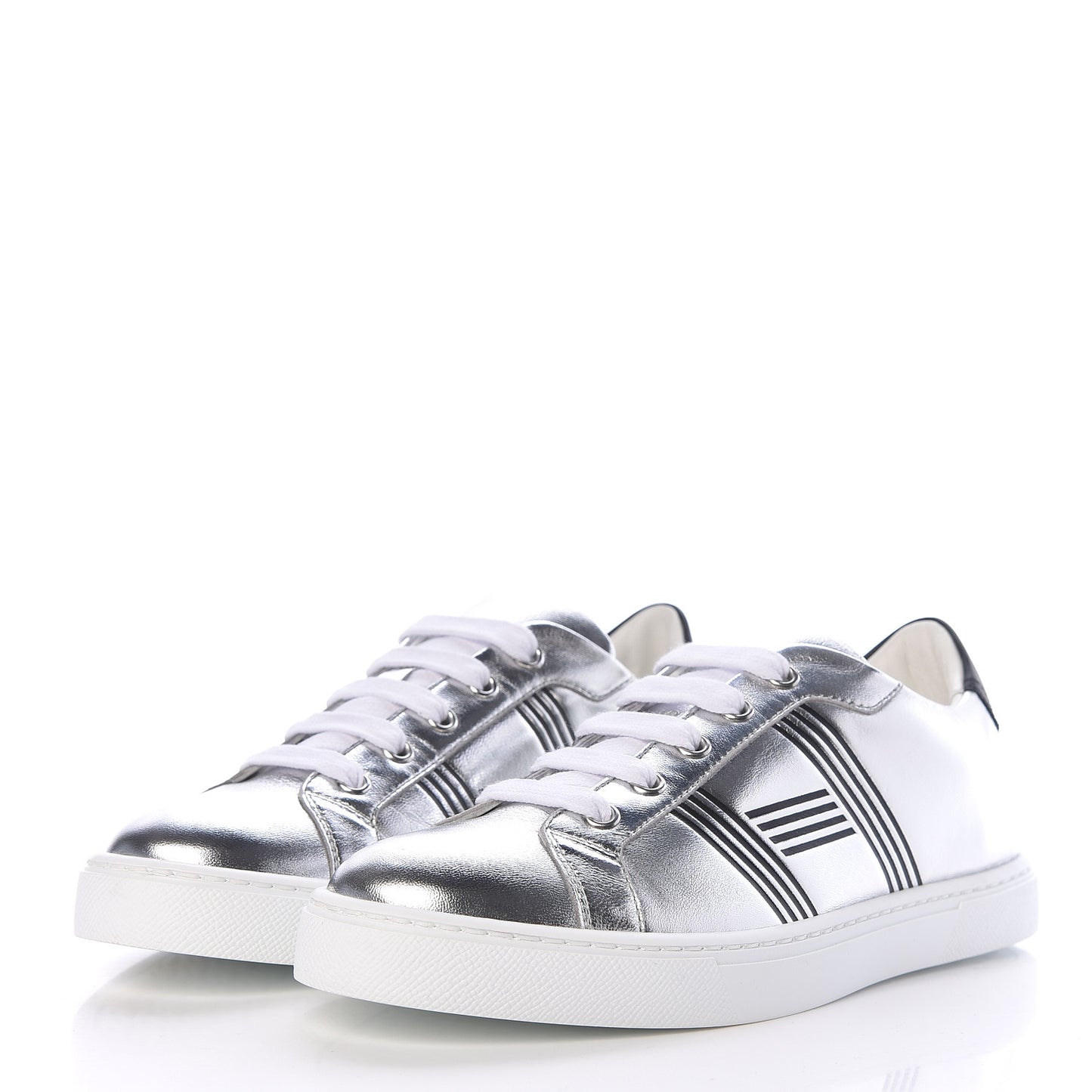 Metallic Calfskin Womens Avantage Sneakers 36 Gris Argente Black