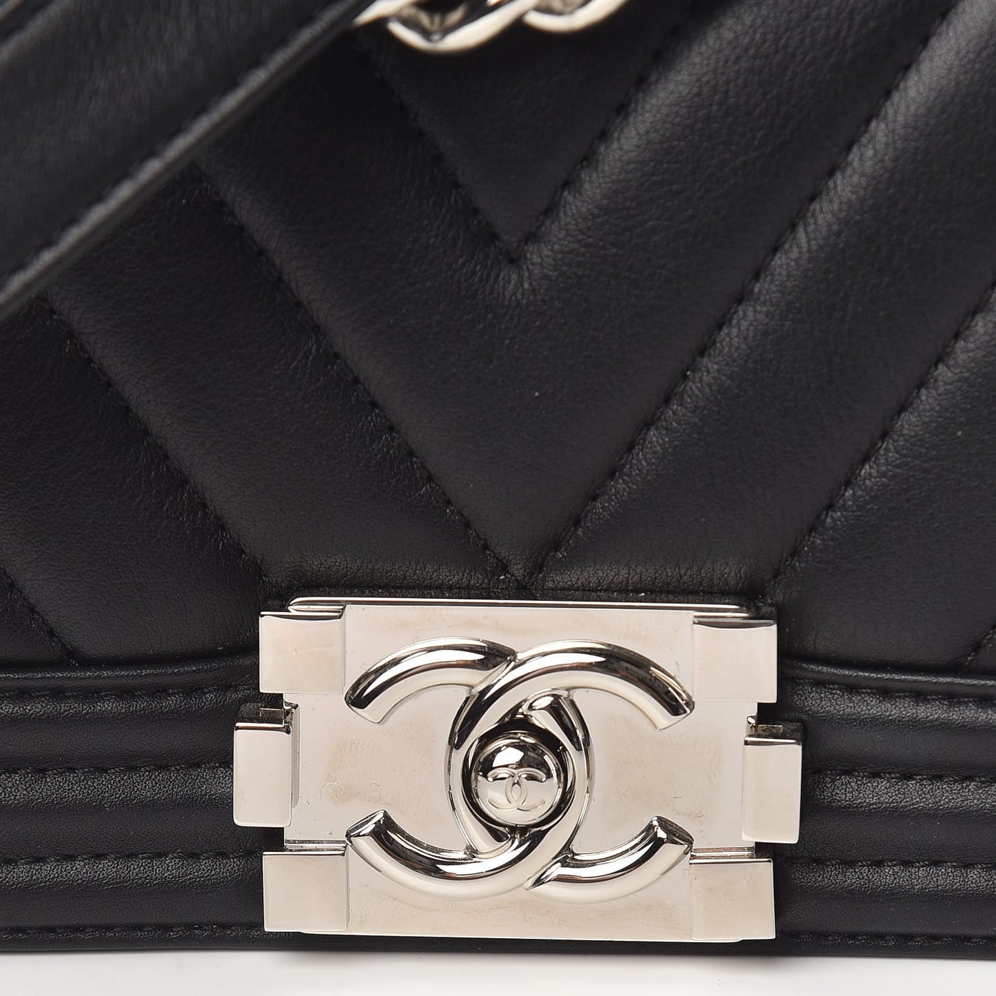 Calfskin Chevron Quilted Small Boy Flap Black