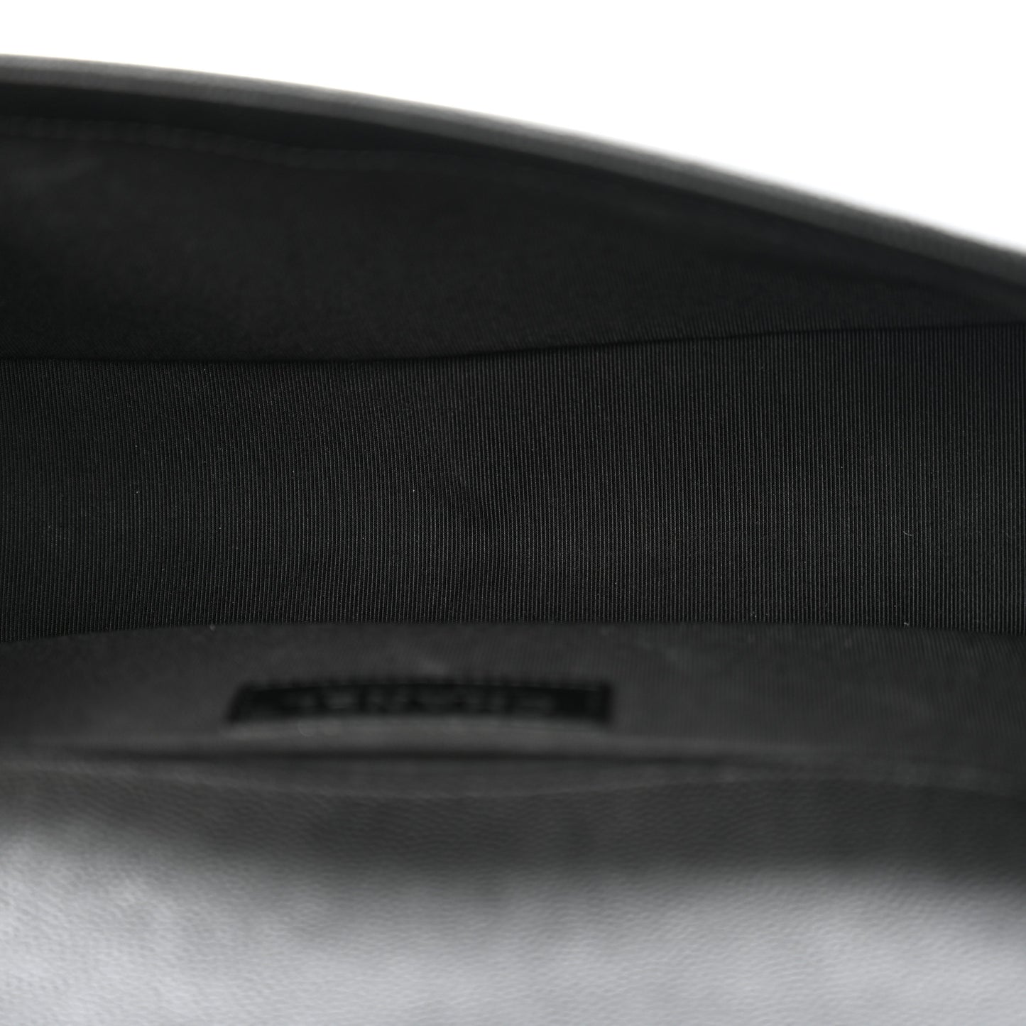 Caviar Quilted Medium Boy Flap Black