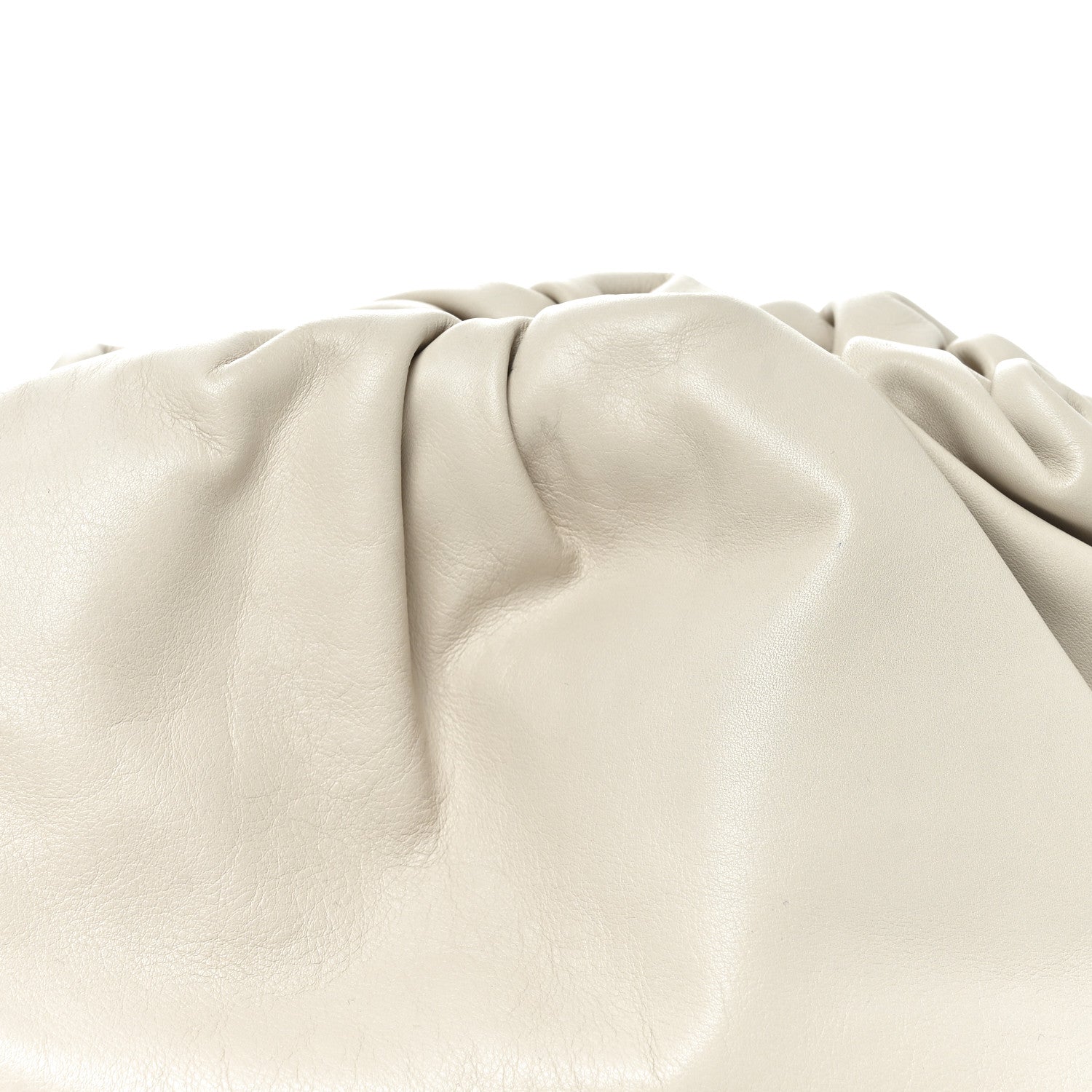 Bottega Veneta Smooth Butter Calf The Pouch Oversized Clutch Plaster 9 of 11