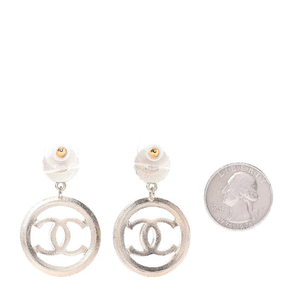Chanel Pearl CC Drop Earrings Light Gold 2 of 5