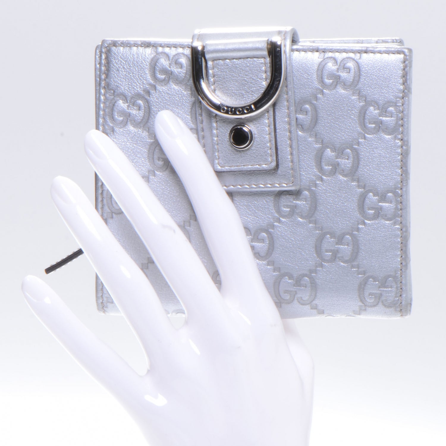 Gucci Guccissima D Ring Compact Wallet Metallic Silver 2 of 7