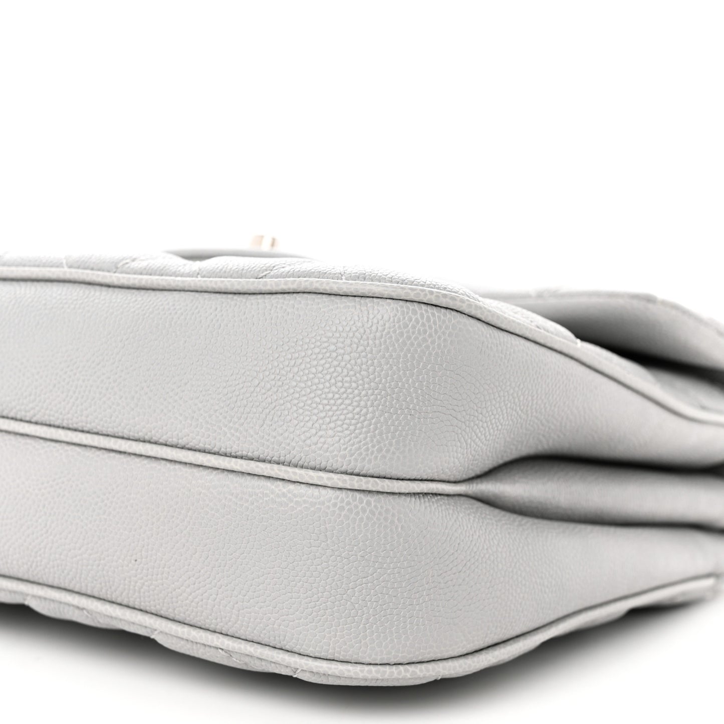 Caviar Quilted Medium Urban Companion Flap Grey