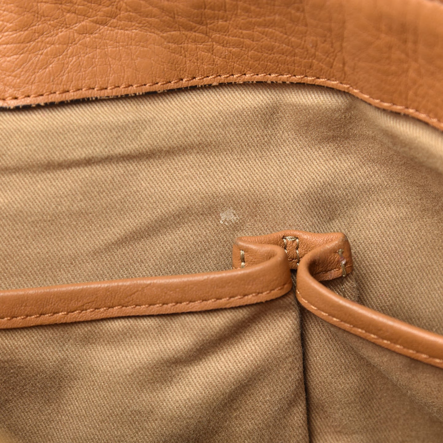 Visetos Medium Essentials Shopper Tote Cognac