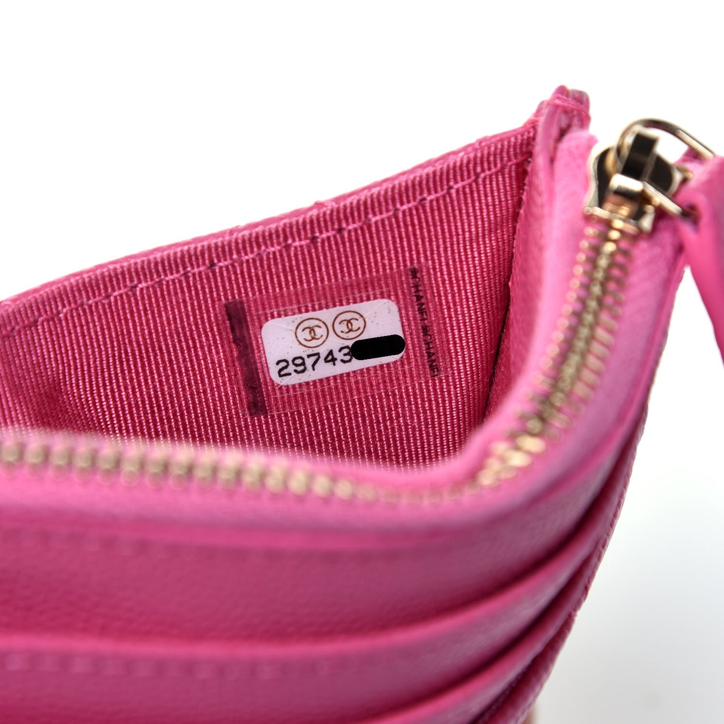 Caviar Quilted CC Zip Card Holder Pink