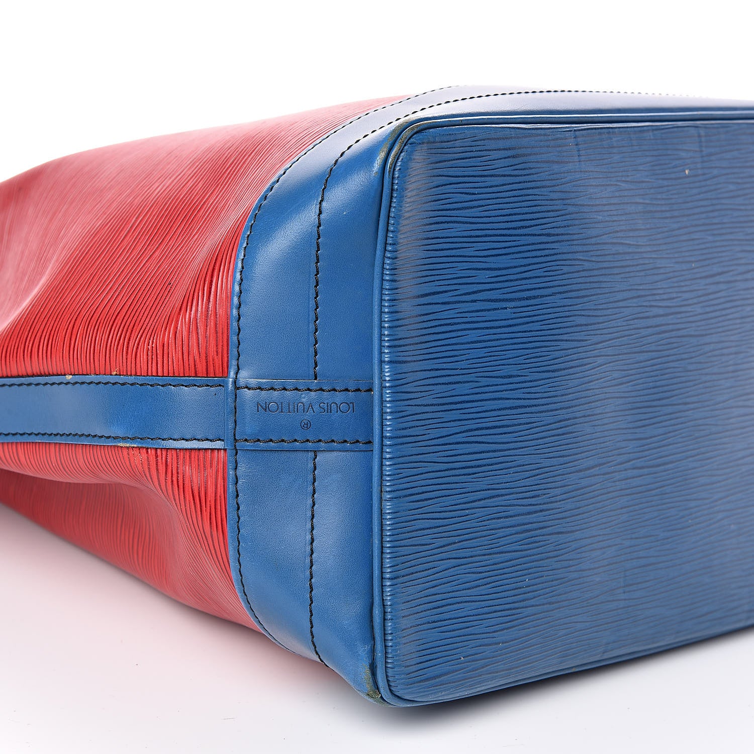 Louis Vuitton Epi Tri-Color Noe Castillan Red Toledo Borneo 8 of 19