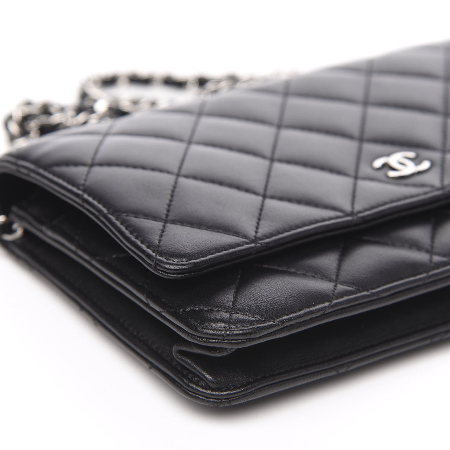 Lambskin Quilted Wallet On Chain WOC Black