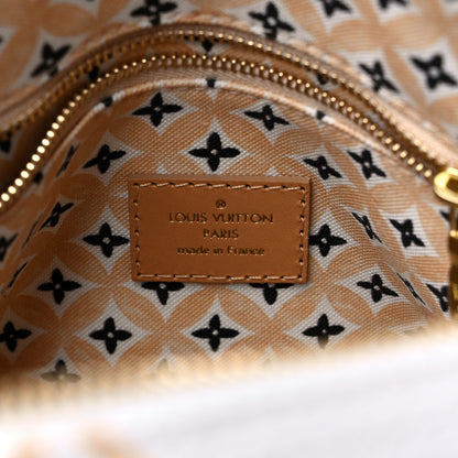 Louis Vuitton Monogram Giant By The Pool 2.0 Speedy Bandouliere 25 Beige 6 of 8