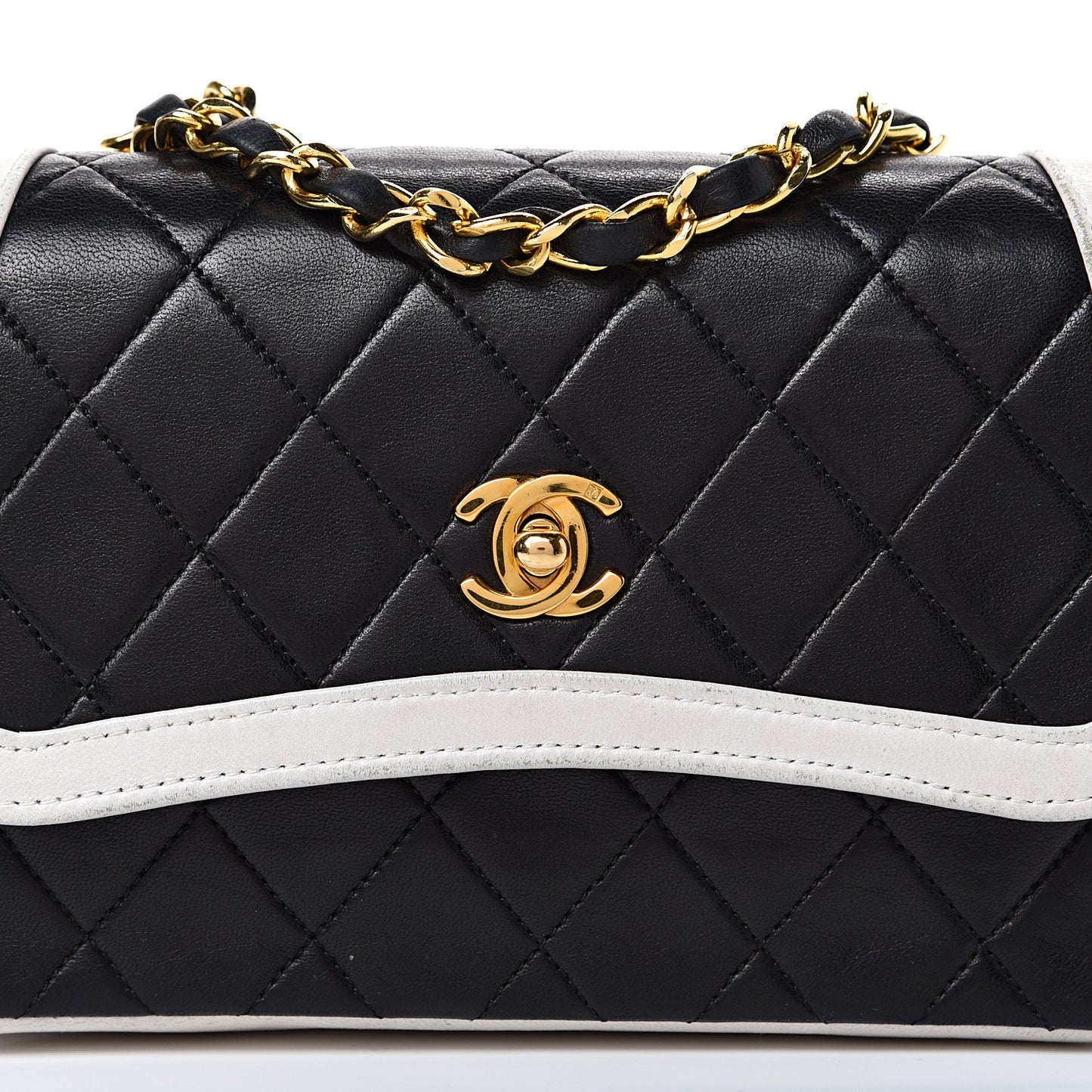 Lambskin Quilted Single Flap White Black