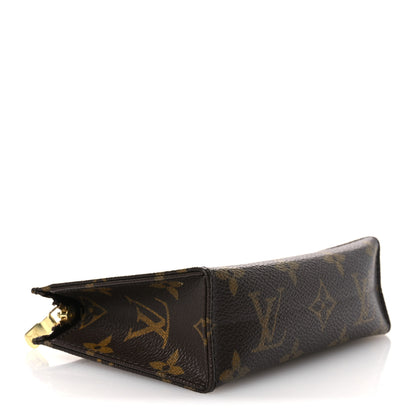 Louis Vuitton Monogram Toiletry Pouch 15 4 of 9