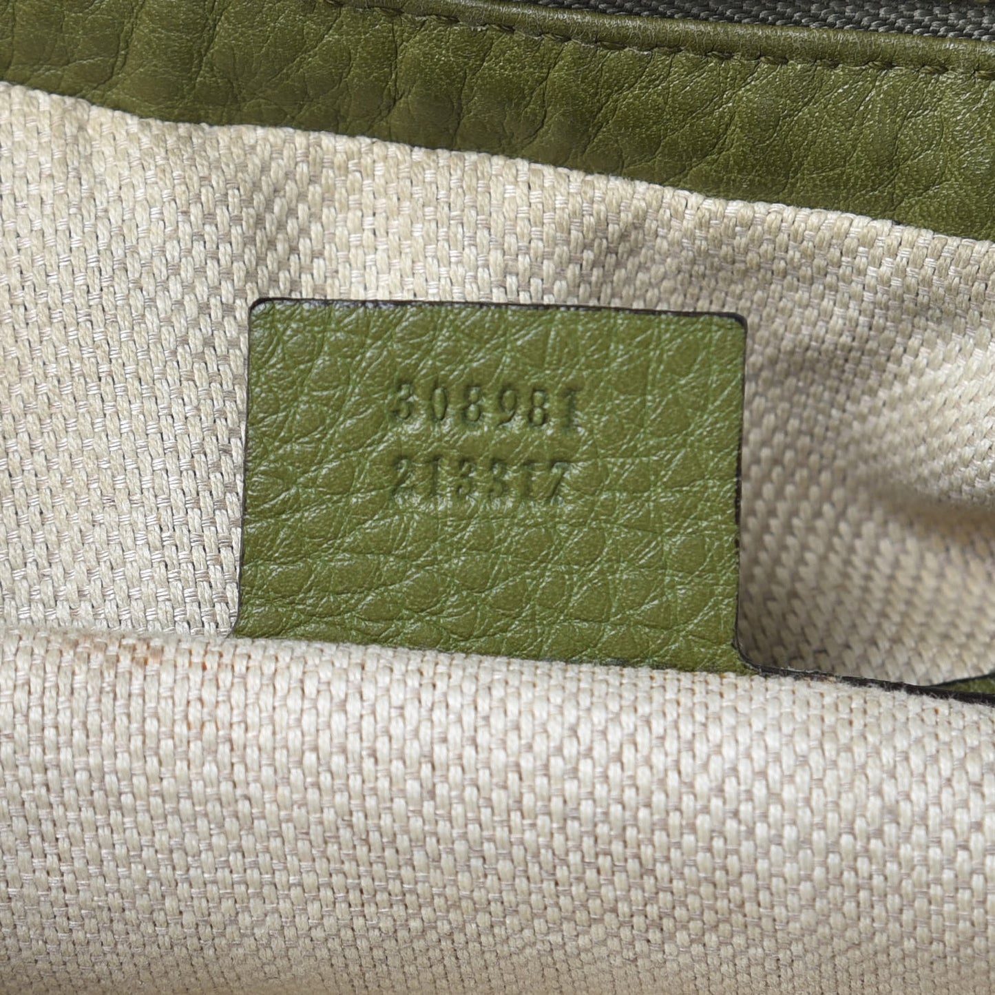 Pebbled Calfskin Medium Soho Chain Hobo Green