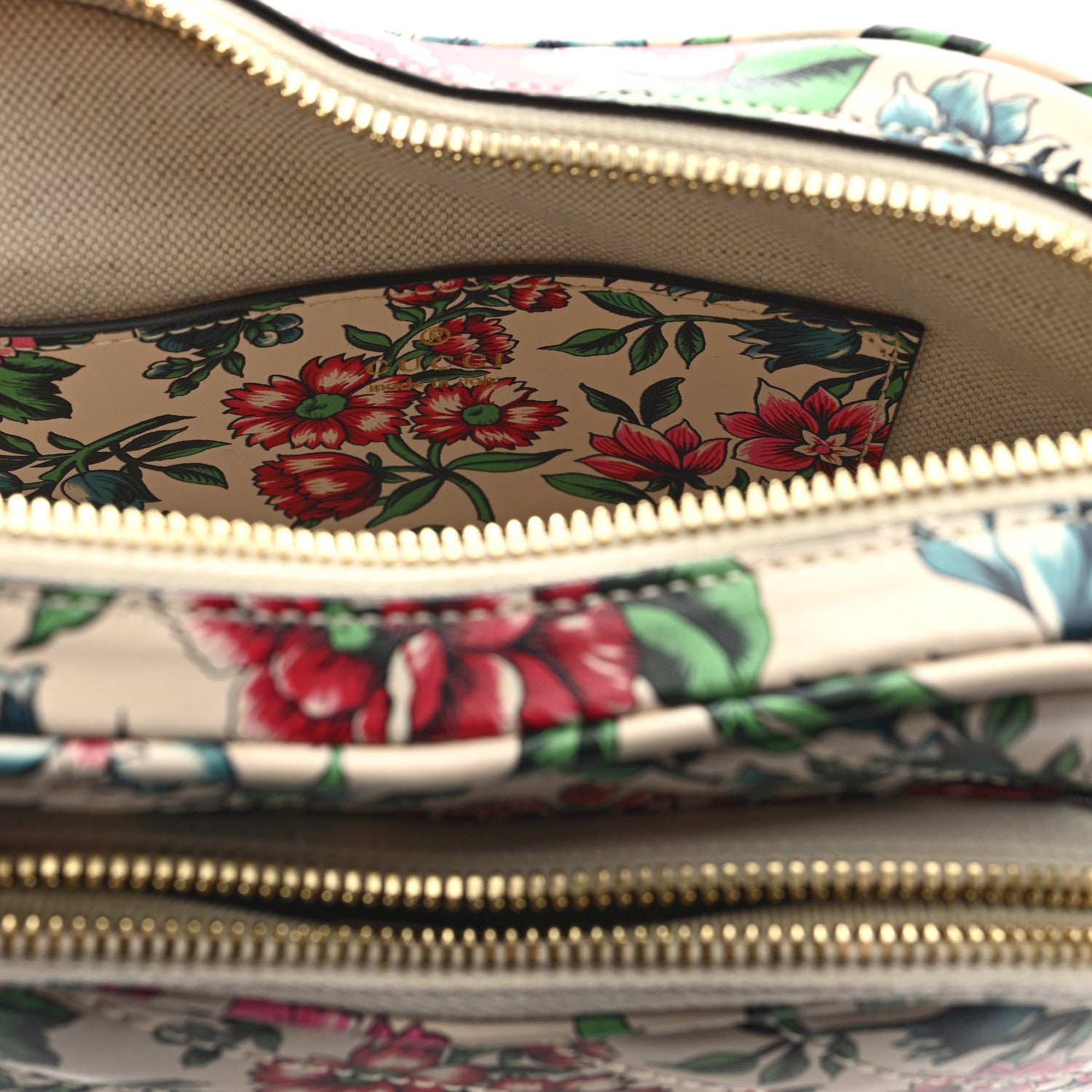 Gucci Calfskin Matelasse Diagonal Brit Roses Print Mini Interlocking G Heart Shoulder Bag  White Multicolor 6 of 9