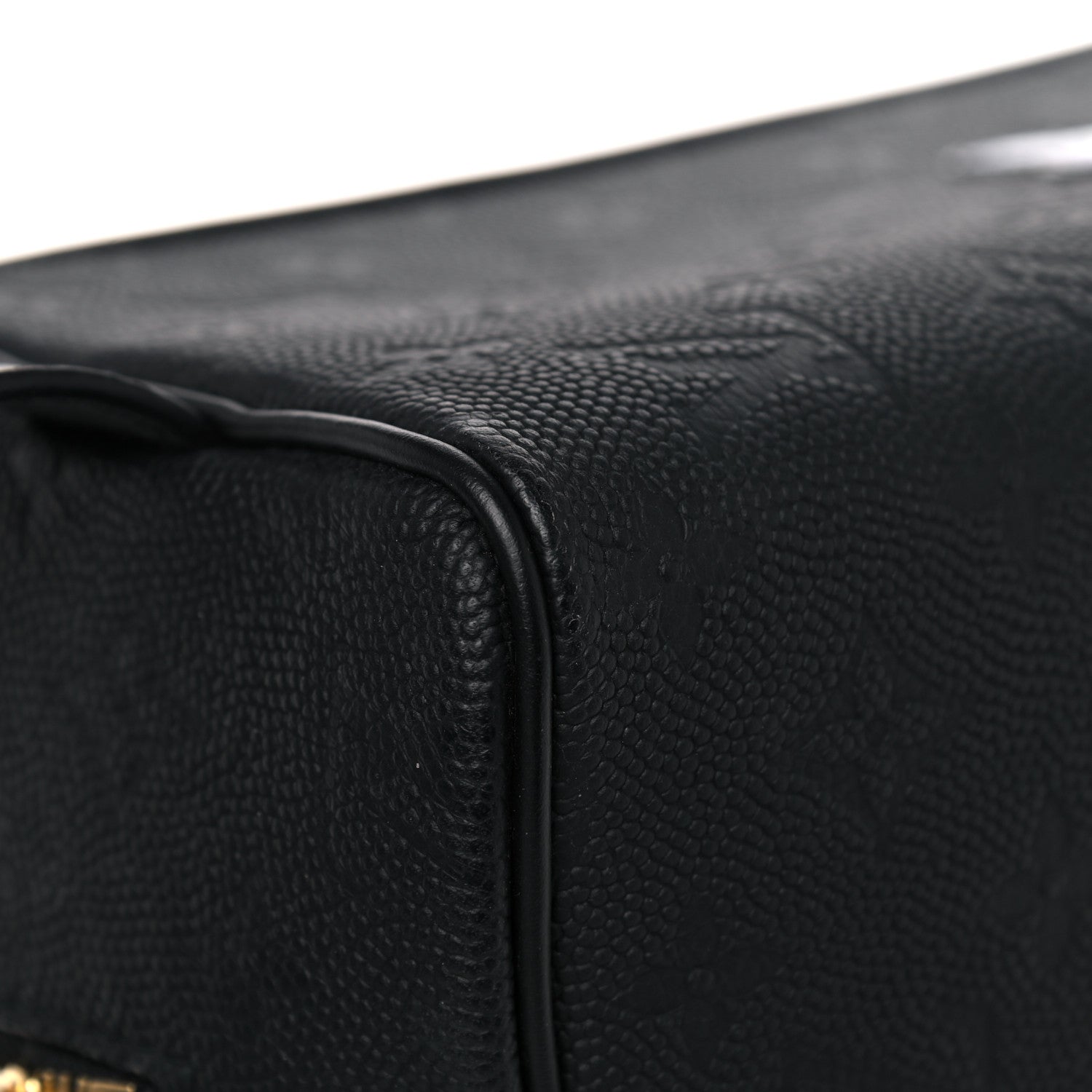 Louis Vuitton X NBA Calfskin Monogram Embossed Cloakroom Dopp Kit Black 10 of 18