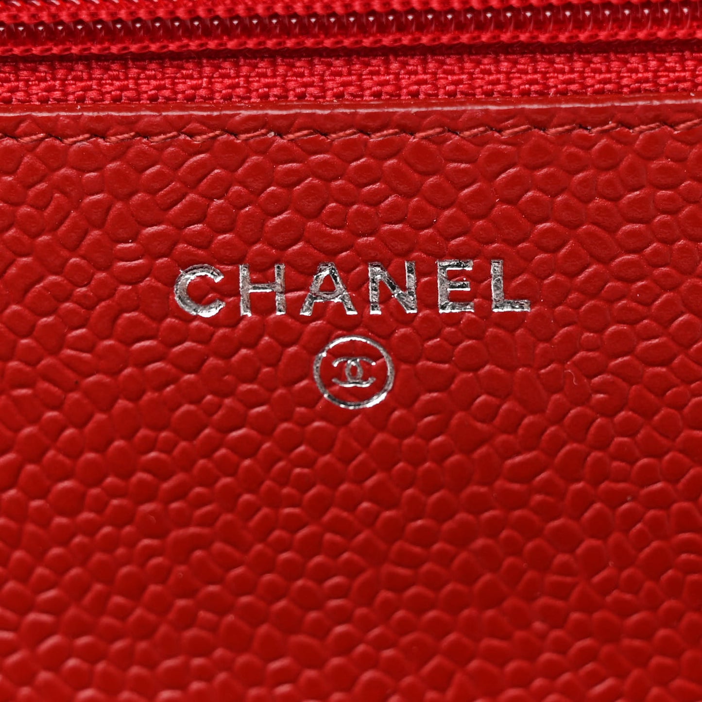 Caviar Quilted Wallet On Chain WOC Red