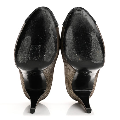 Chanel Textured Suede Cap Toe CC Pumps 38.5 Light Gold Black 6 of 10