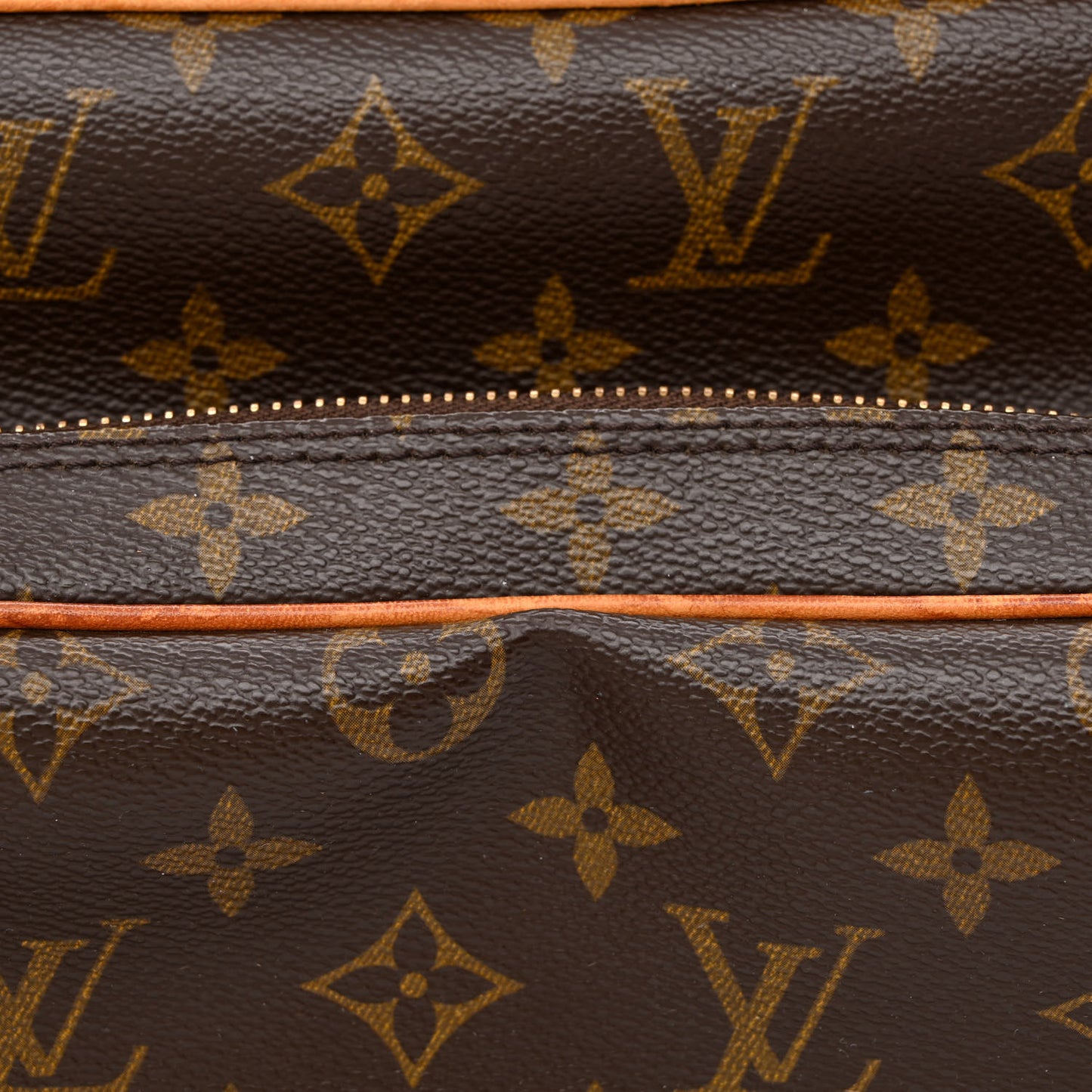 Monogram Nil 28