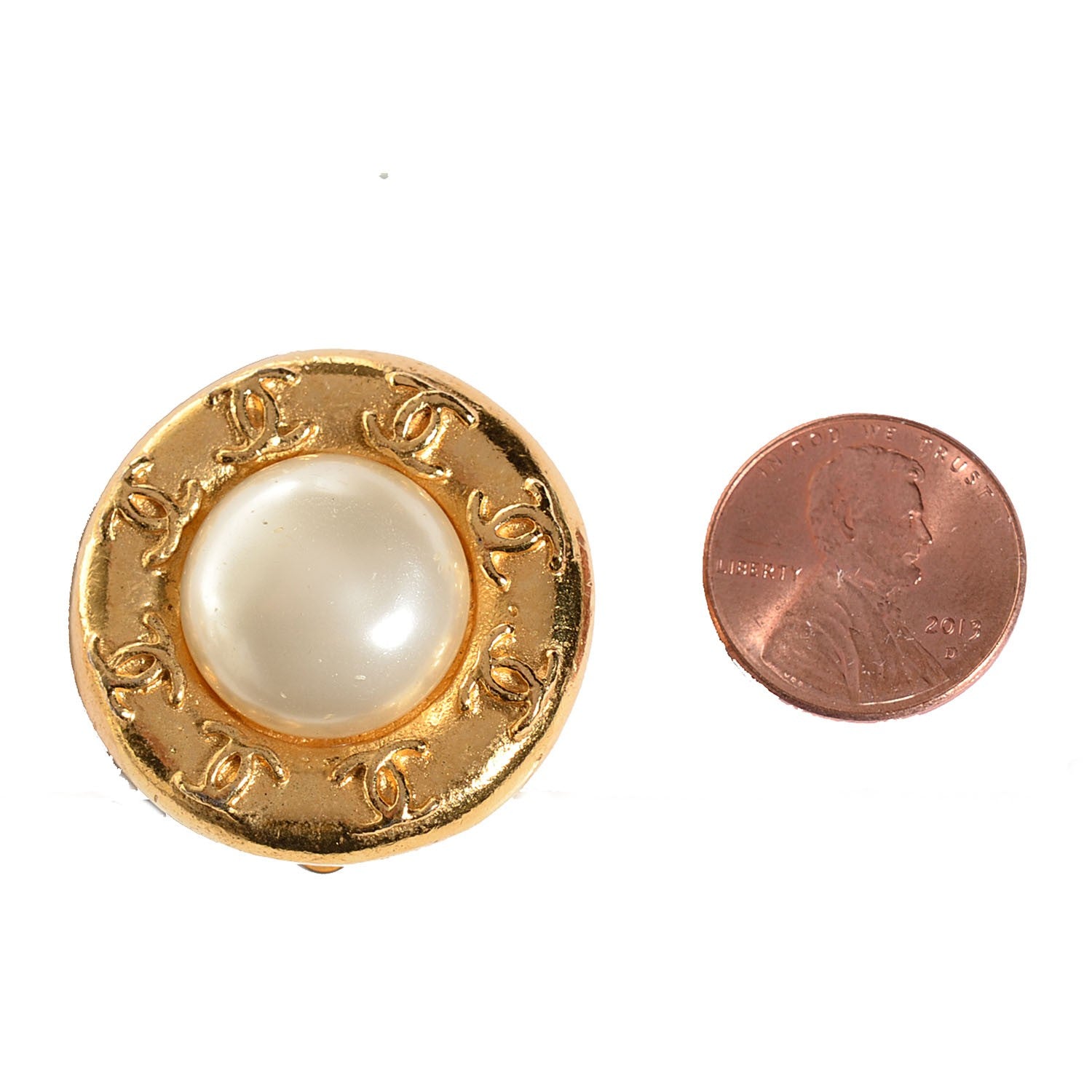 Chanel Pearl CC Clip On Earrings Gold 2 of 5