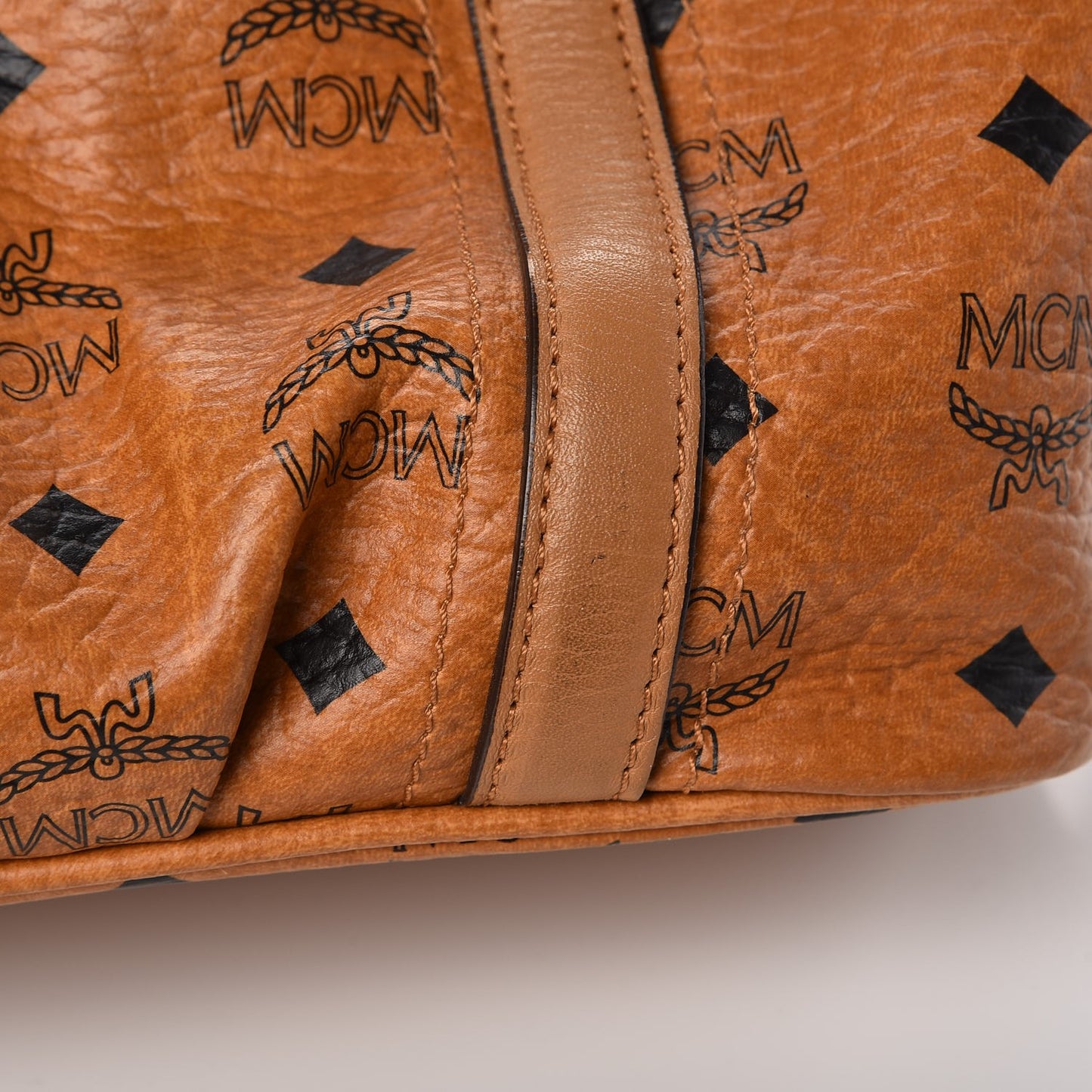 Visetos Medium Essentials Shopper Tote Cognac