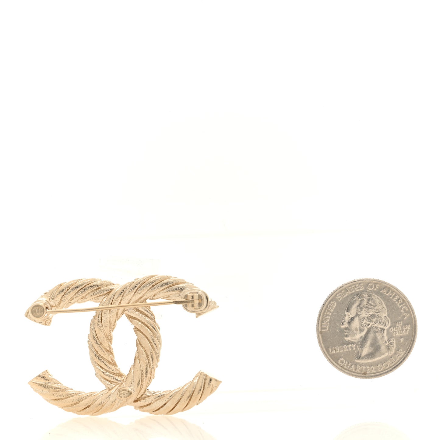 Twisted CC Brooch Light Gold