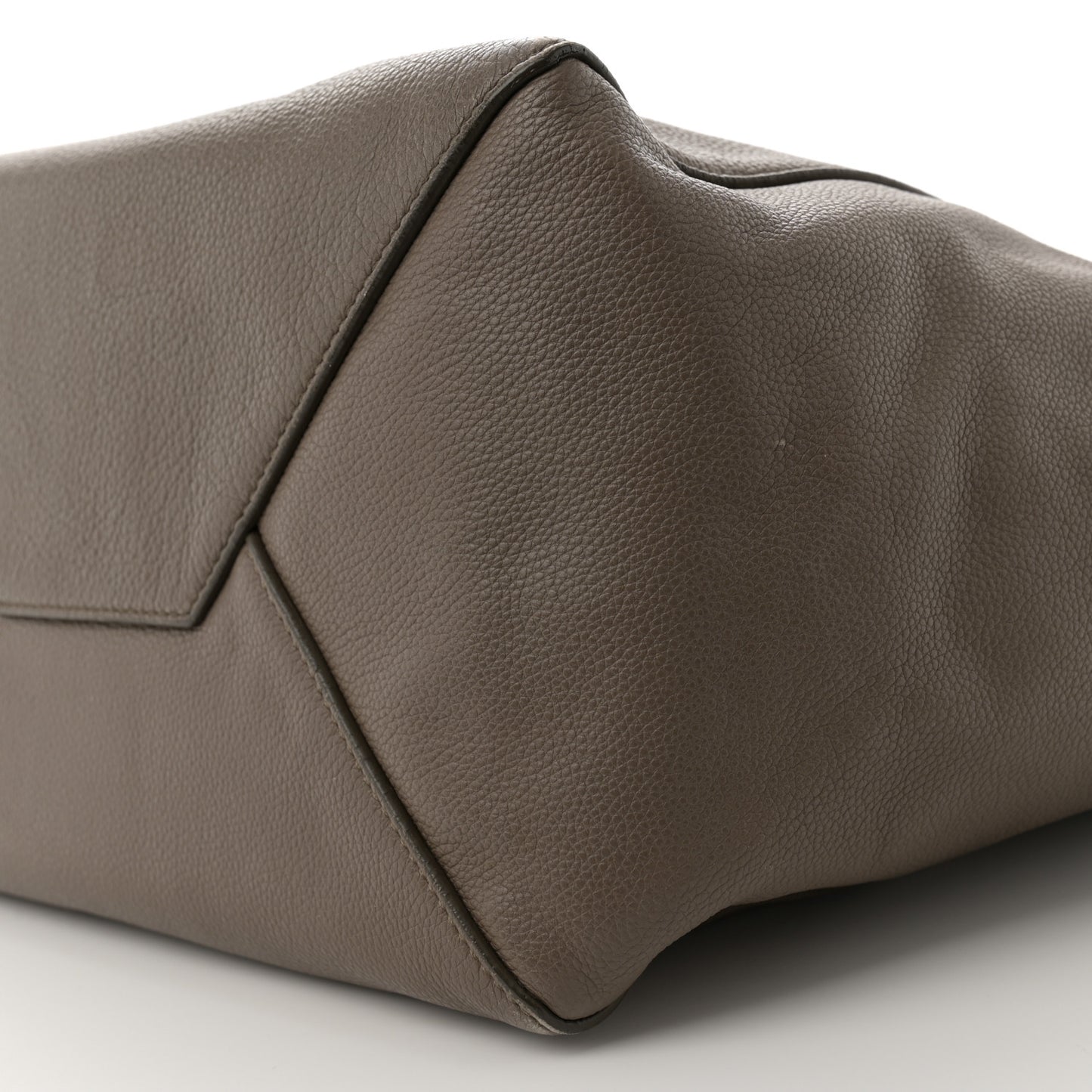 Soft Grained Calfskin Small Belt Cabas Phantom Taupe