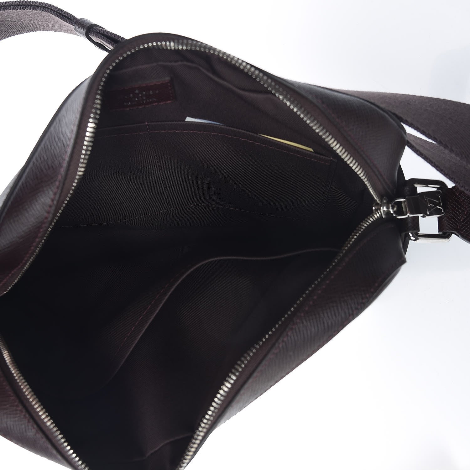 Louis Vuitton Taiga Anton Messenger PM Acajou 7 of 10
