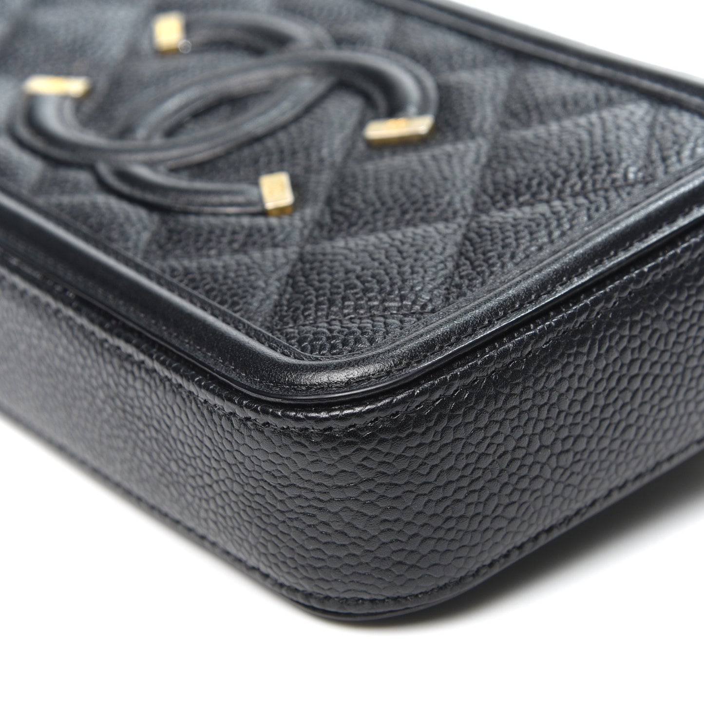 Caviar Quilted CC Filigree Clutch With Chain Black