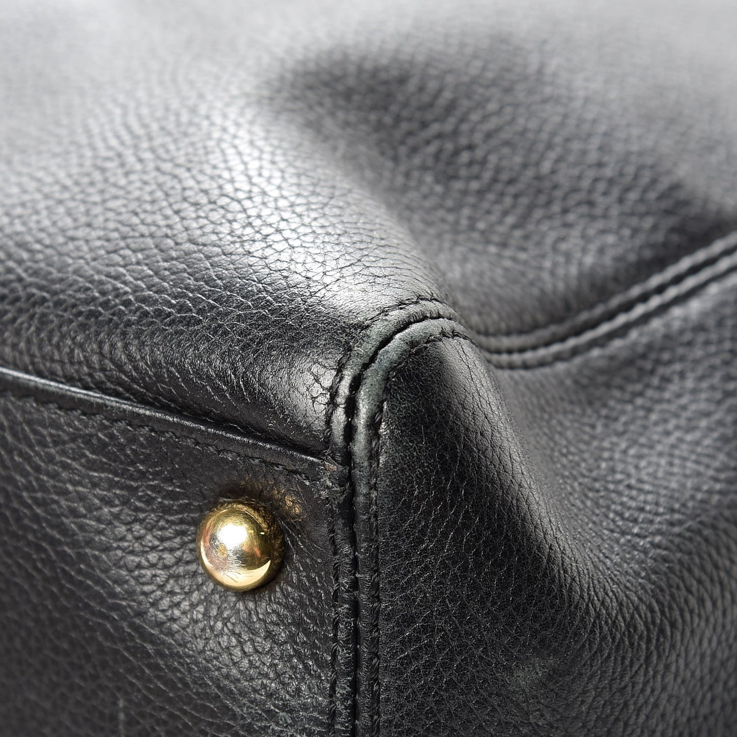 Calfskin Tall Cerf Tote Black