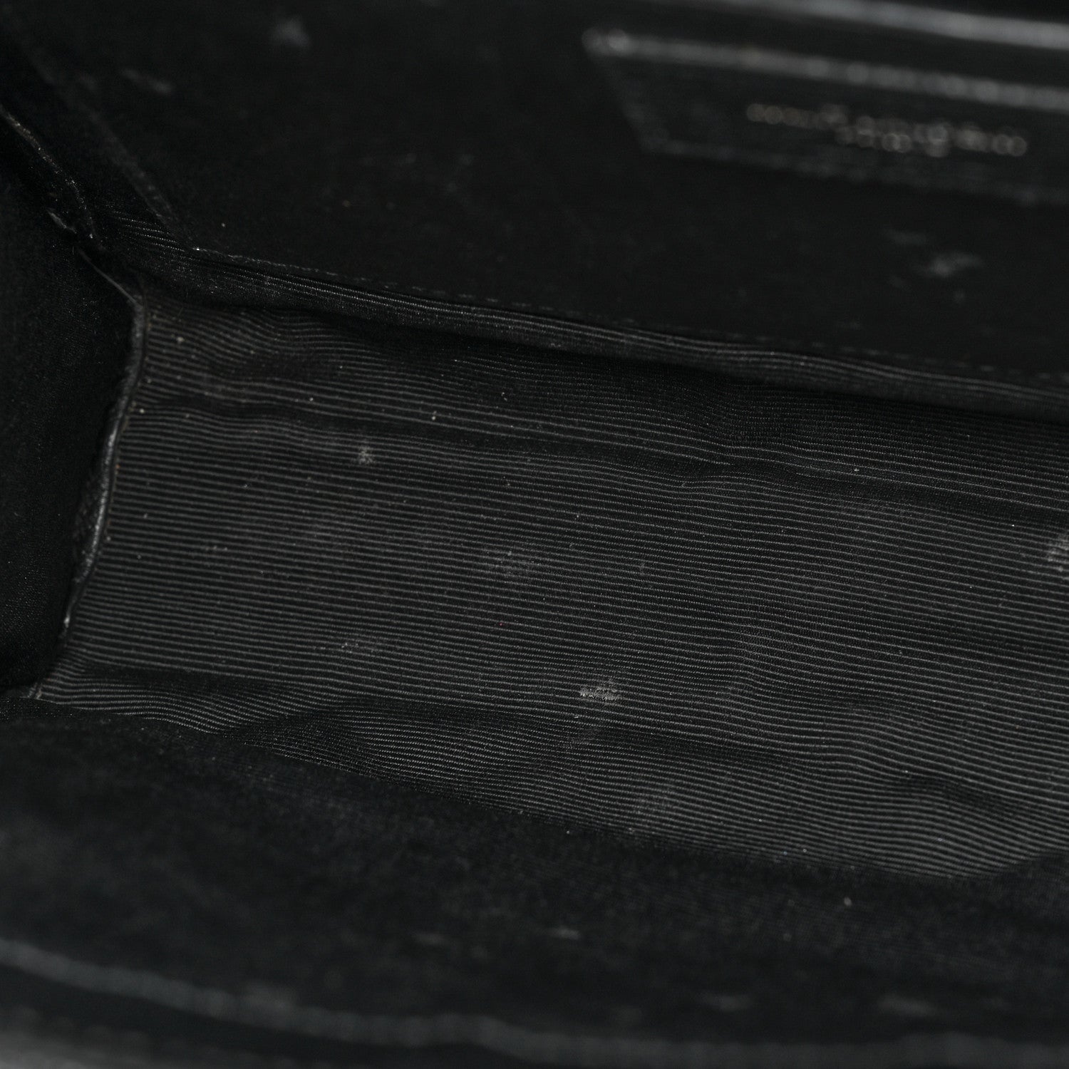 Saint Laurent Grain De Poudre Textured Mixed Matelasse Triquilt Medium Monogram Monochrome Satchel Black 11 of 15