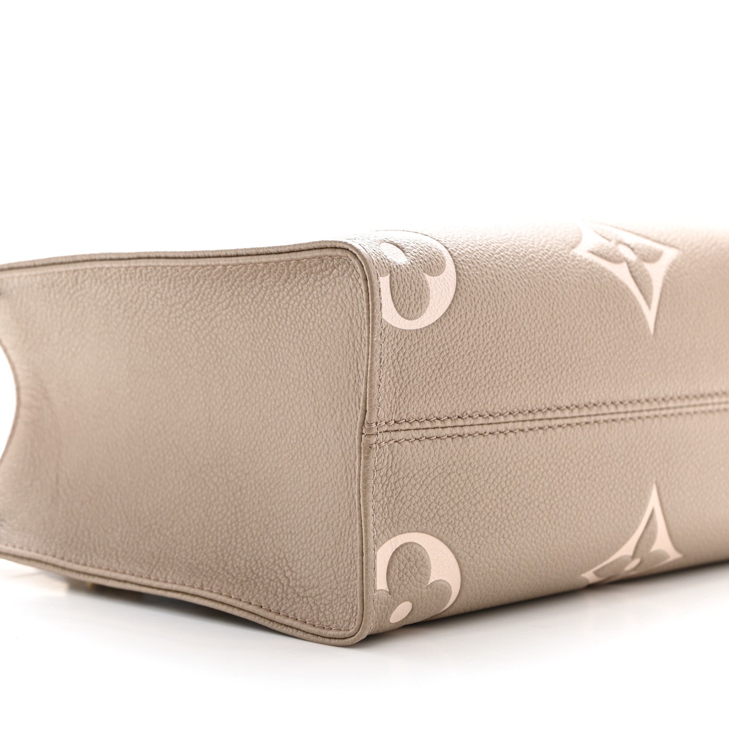 Louis Vuitton Empreinte Monogram Giant Onthego PM Tourterelle Creme 8 of 9